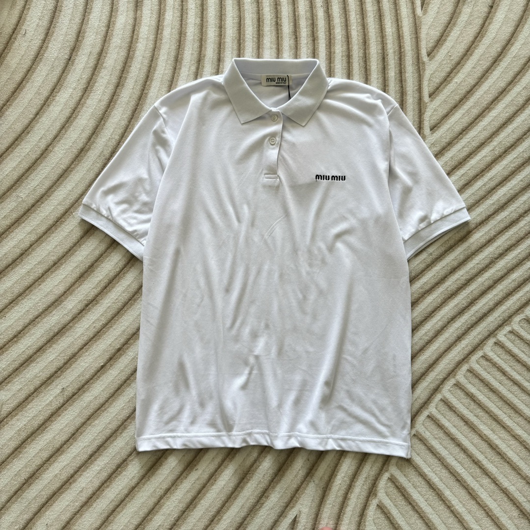 ミュウミュウ洋服偽物 ポロシャツ トップス 半袖 シンプル 純綿 通気性いい 人気販売 ホワイト_3