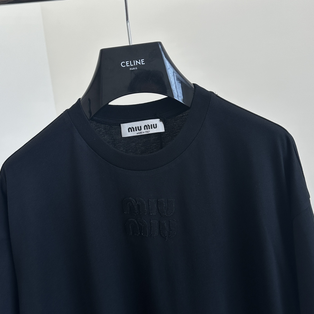 大絶賛 miumiu t シャツ激安通販 トップス シンプル 半袖 春夏新品 純綿 ファッション 刺繍 ブラック_3