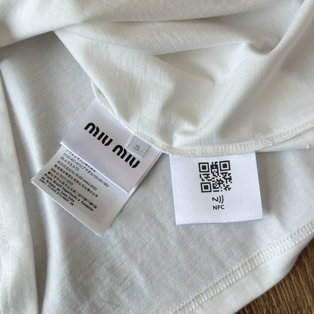 大絶賛 miumiu t シャツ アウトレット偽物 トップス シンプル 半袖 春夏新品 純綿 ファッション 刺繍 ホワイト_8
