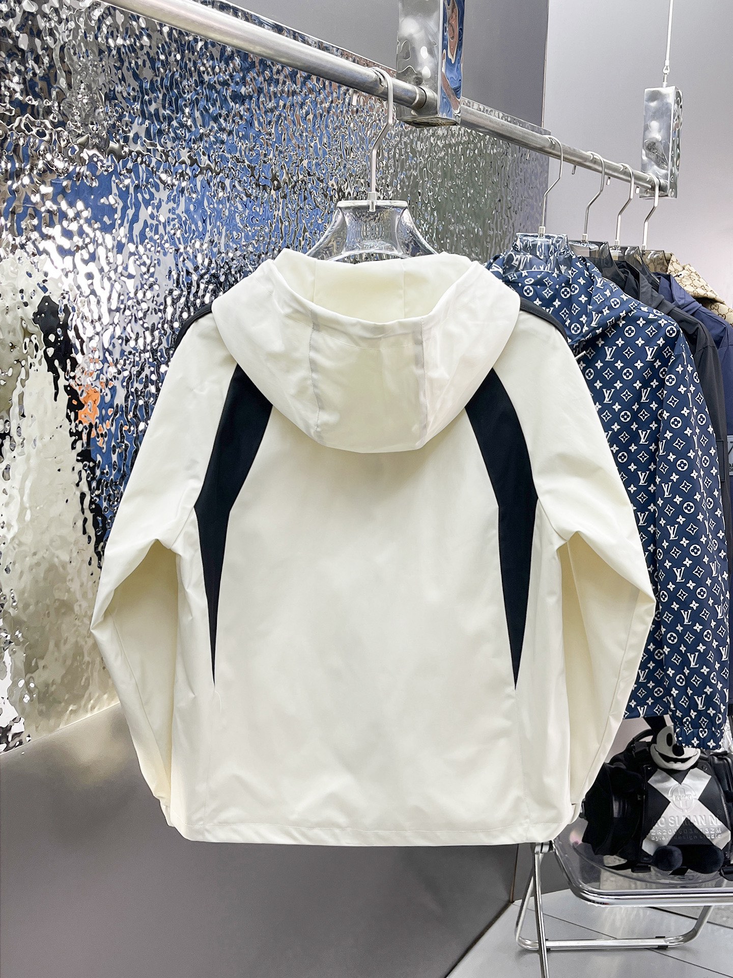新作入荷格安 プラダ ブルゾン偽物 アウター トップス 防水 登山 旅行 シンプル メンズ 2色可選 ホワイト_2