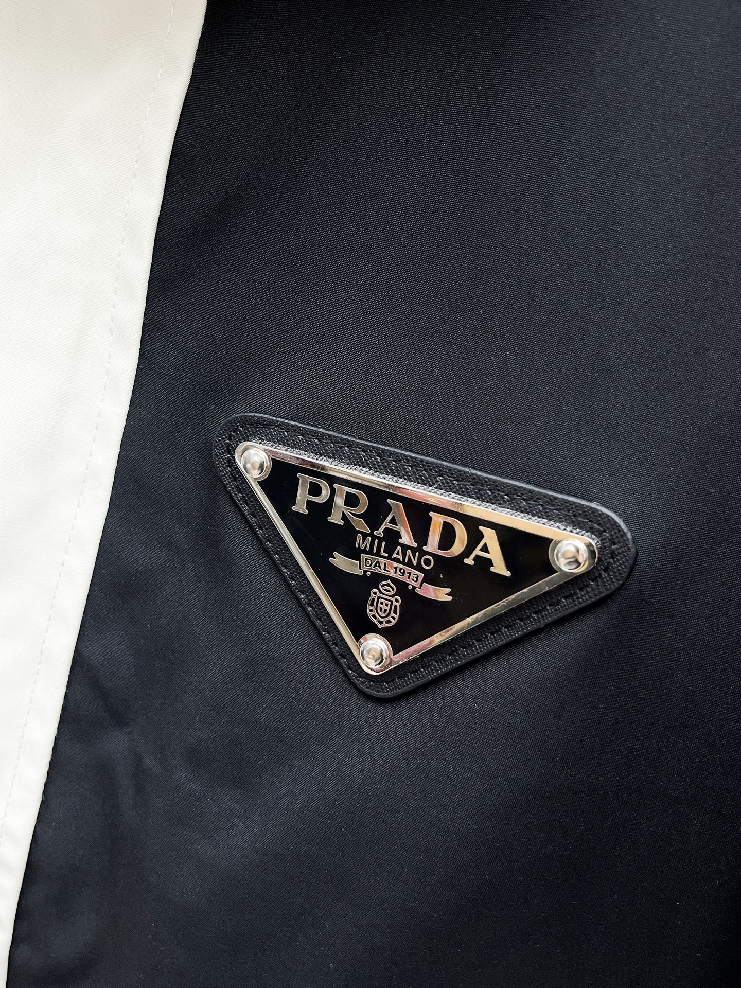 prada ナイロン ジャケットコピー アウター 柔らかい トップス 運動 通気性いい シンプル メンズ ブラック_6