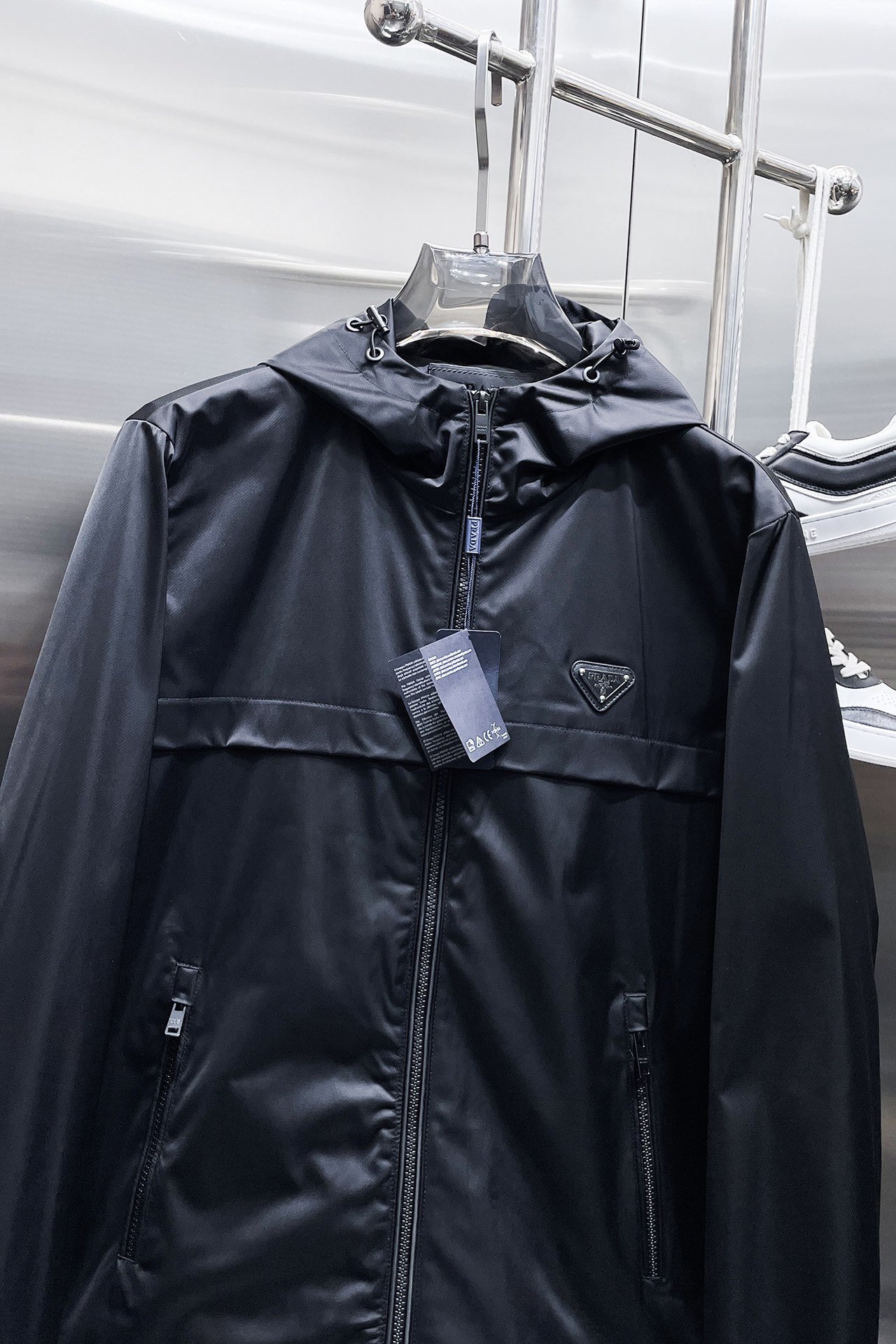 プラダ ジャケットＮ級品 アウター 通気性いい 軽量 シンプル 防風 高品質 柔らかい メンズ ブラック_4