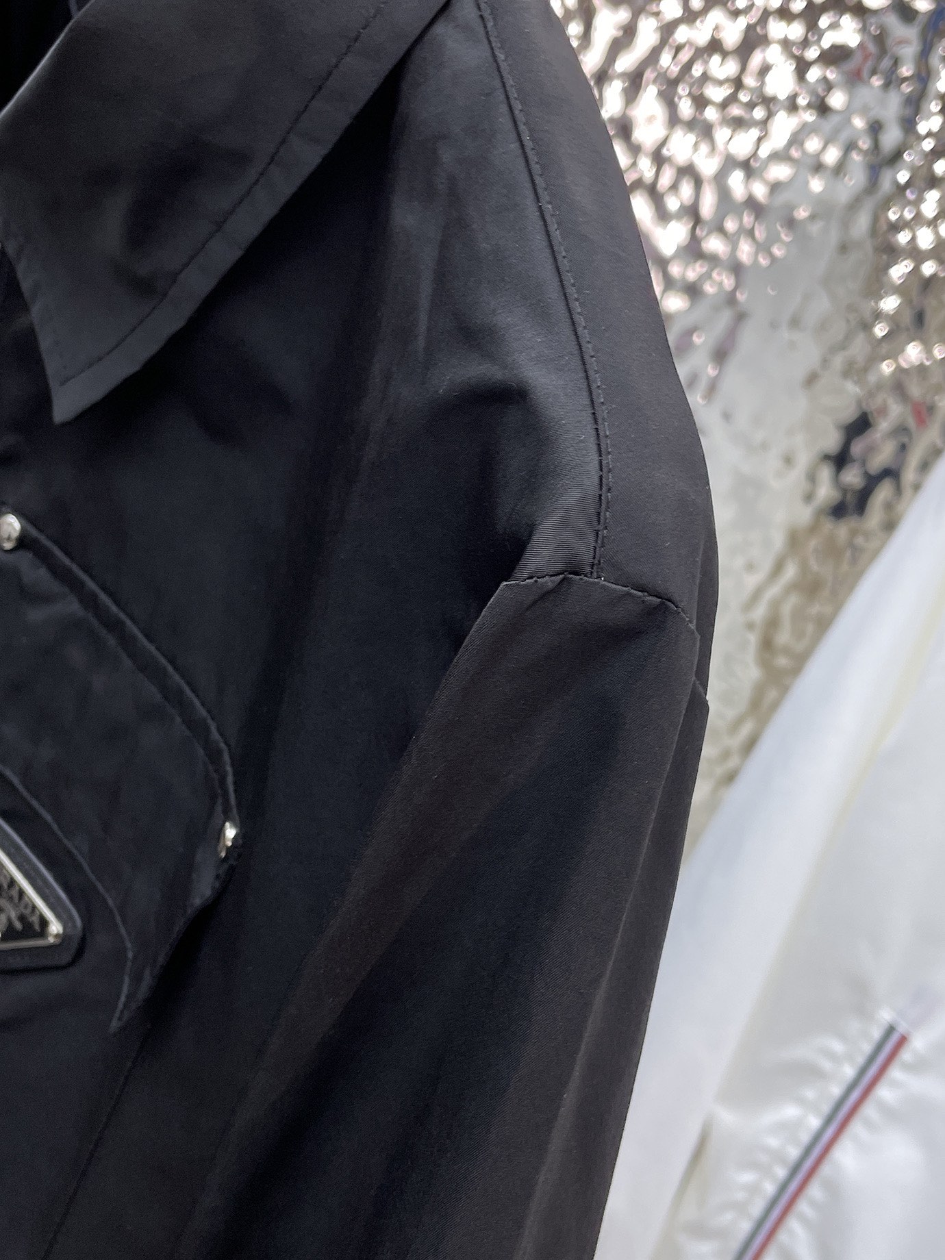 驚きの破格値2024 新着 prada ジャケット メンズ偽物 アウター 柔らかい トップス 人気品 メンズ ブラック_4