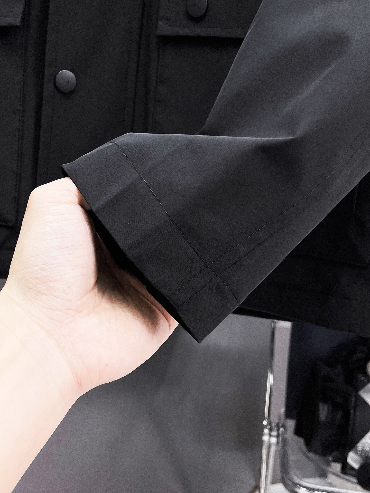 夏 新作登場 prada メンズ ダウン ジャケットコピー トップス 柔らかい トップ秋服 アウター 暖かい メンズ ブラック_7