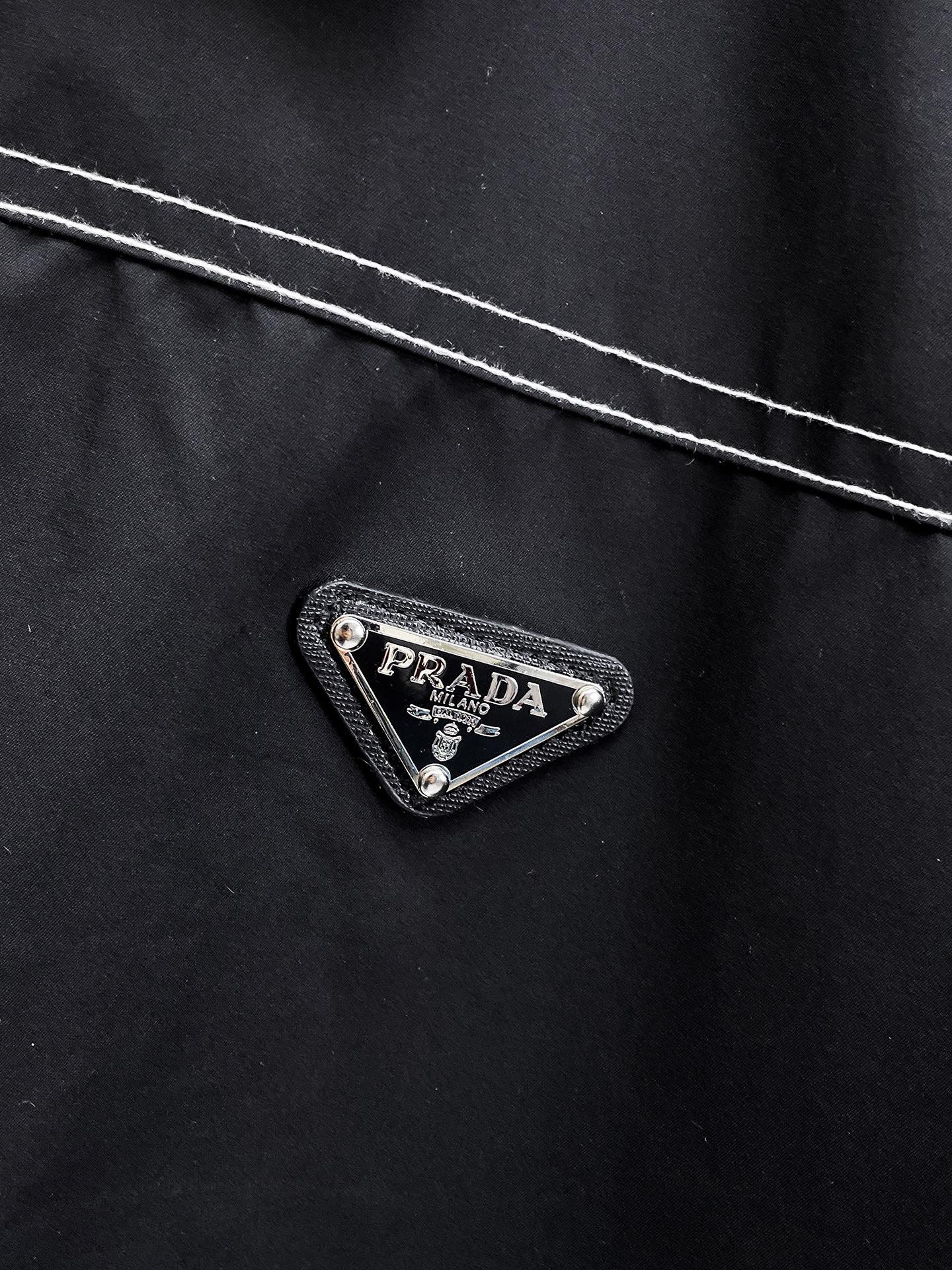 今季セール限定品 prada 上 着偽物 トップス 柔らかい 秋服 アウター 暖かい ジャケット シンプル メンズ ブラック_4