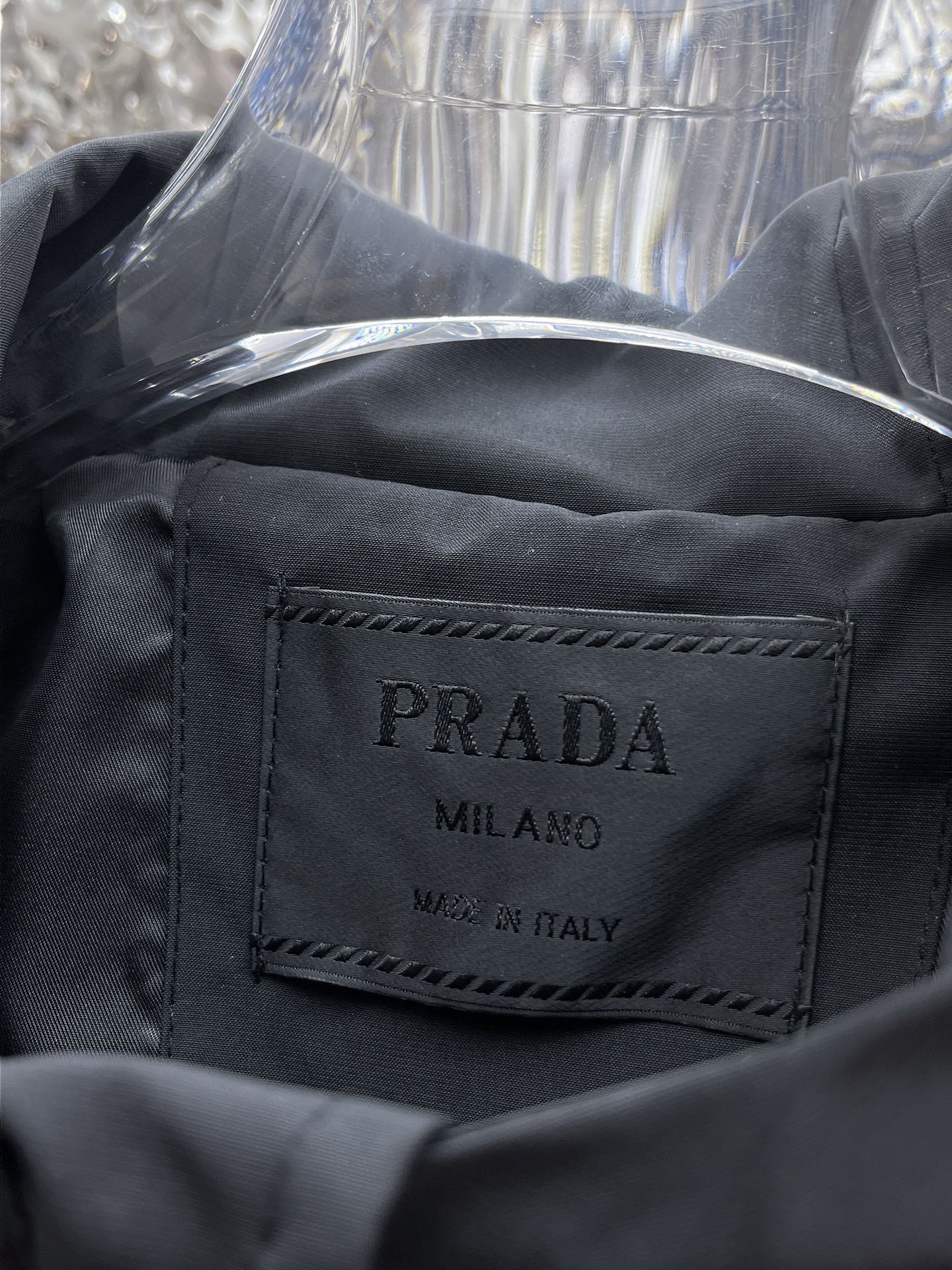 prada ステッチ ジャケットスーパーコピー ファッショントップス 柔らかい アウター 暖かい メンズ ブラック_9