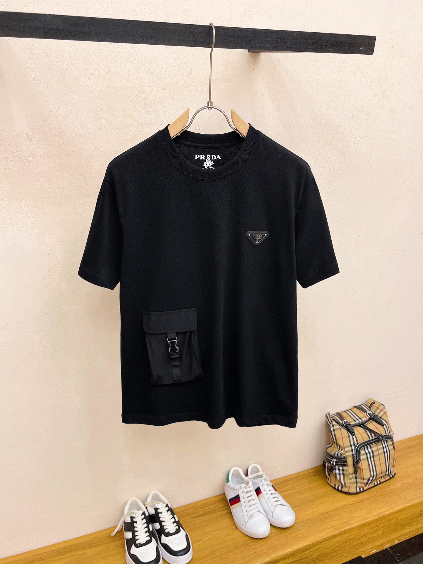 春夏新作 prada ティー シャツ偽物 半袖 シンプル ゆったり 純綿 トップス 通学 ファッション ブラック_9