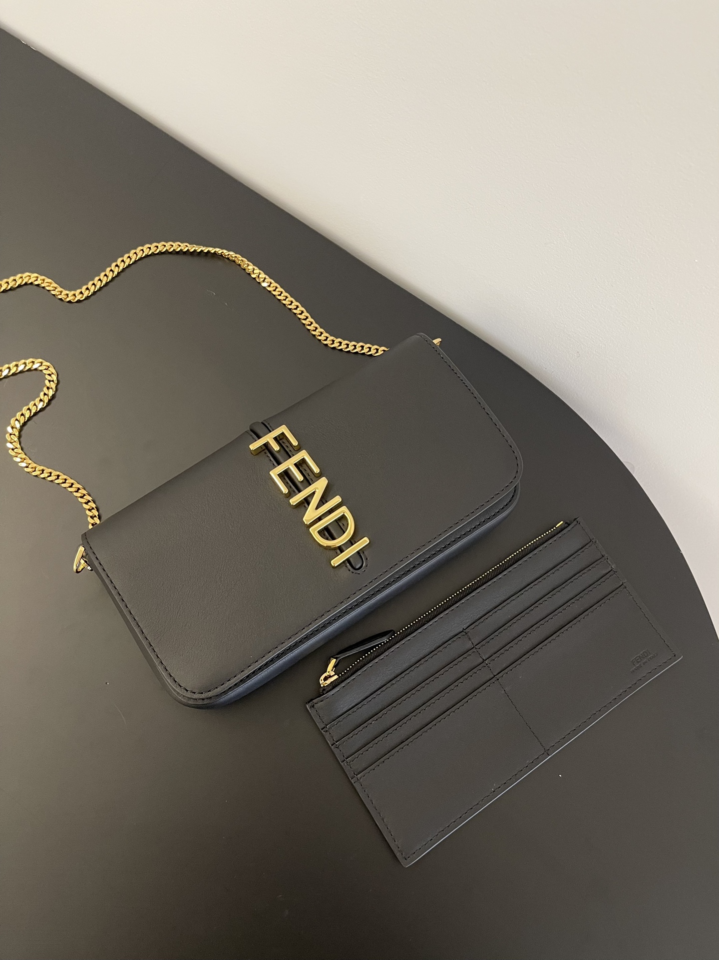 超激得新品 レディース フェンディバッグＮ級品 チェーンバッグ 斜め掛けバッグ シンプル ファッション レディース ブラック_9