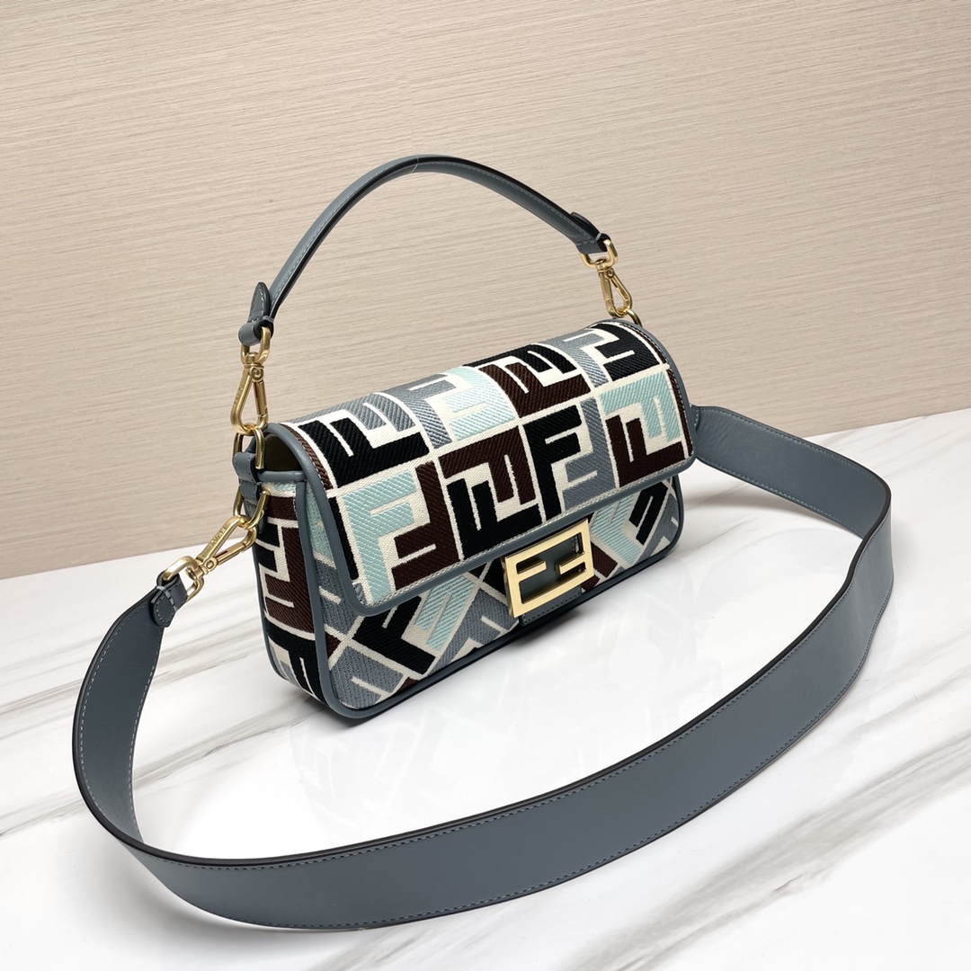 HOT品質保証 フェンディバッグ 黒 ショルダーコピー 斜め掛けバッグ 人気定番 刺繍 カラフル レディース グリーン_2