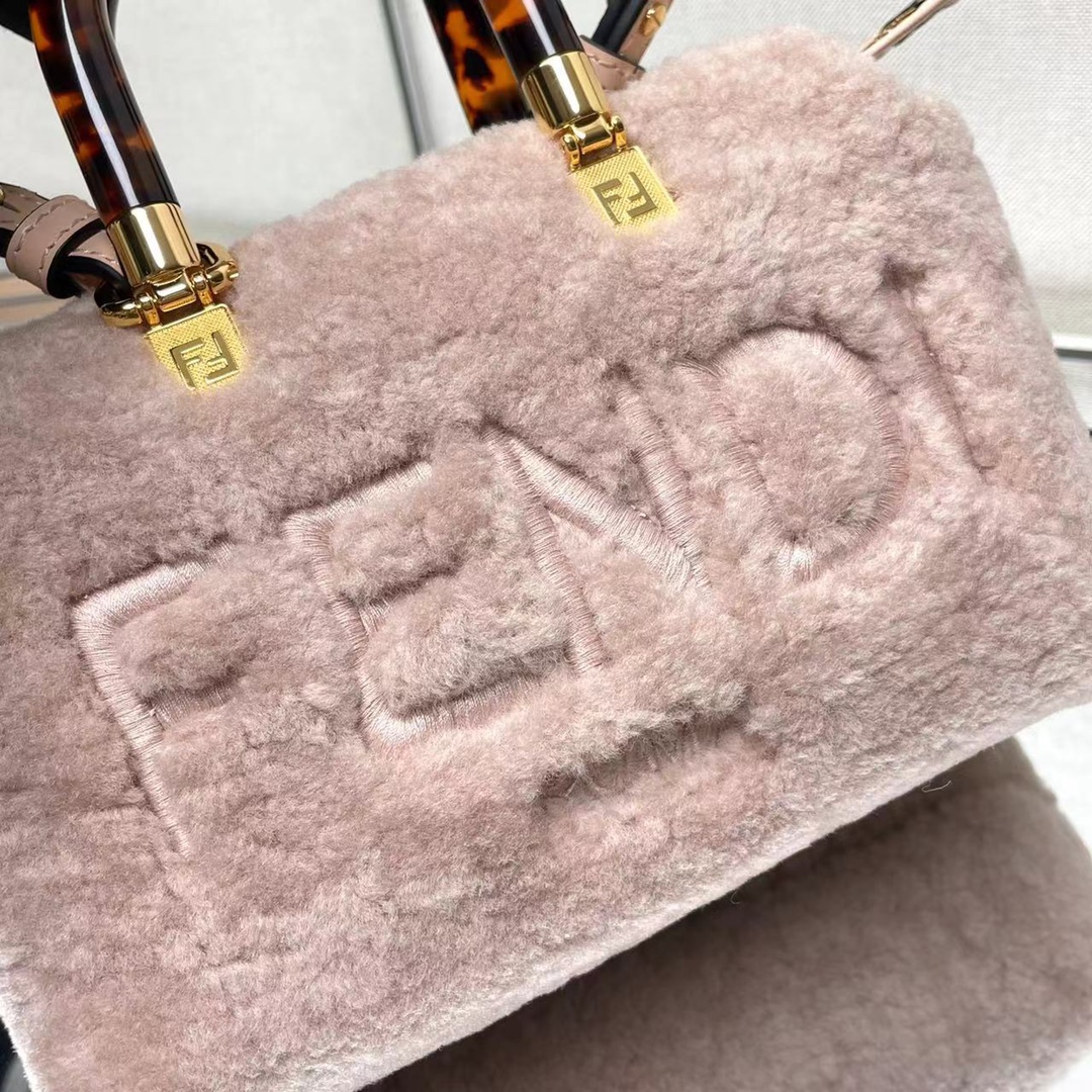 期間限定SALE!! フェンディ バッグ コメ兵激安通販 可愛い もこもこ 持ちバッグ 柔らかい 大容量 レディース ピンク_3