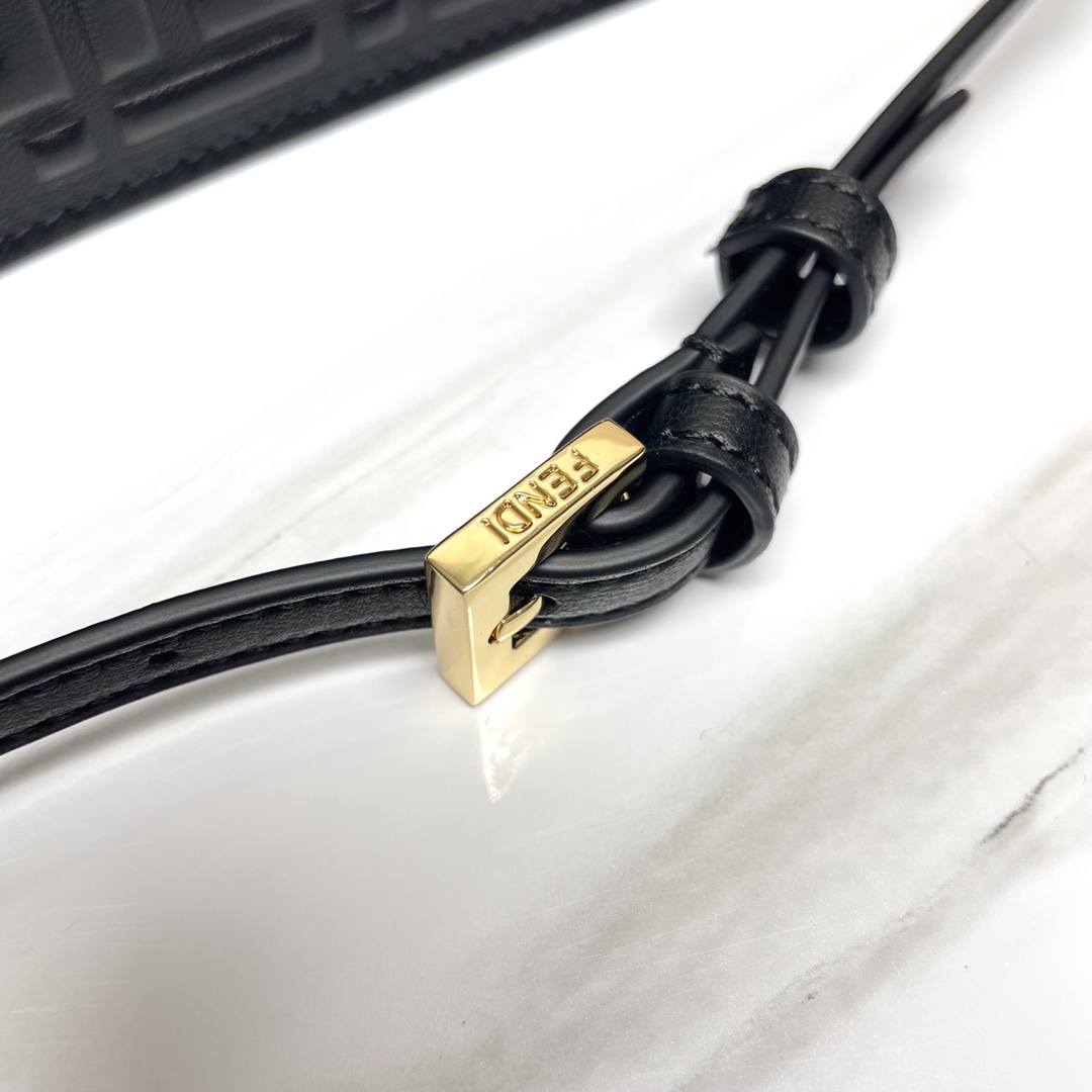 高級感に溢れ ショルダーバッグ フェンディ バッグコピー 肩掛けバッグ 調整可 牛革 通勤 レディース シンプル ブラック_6