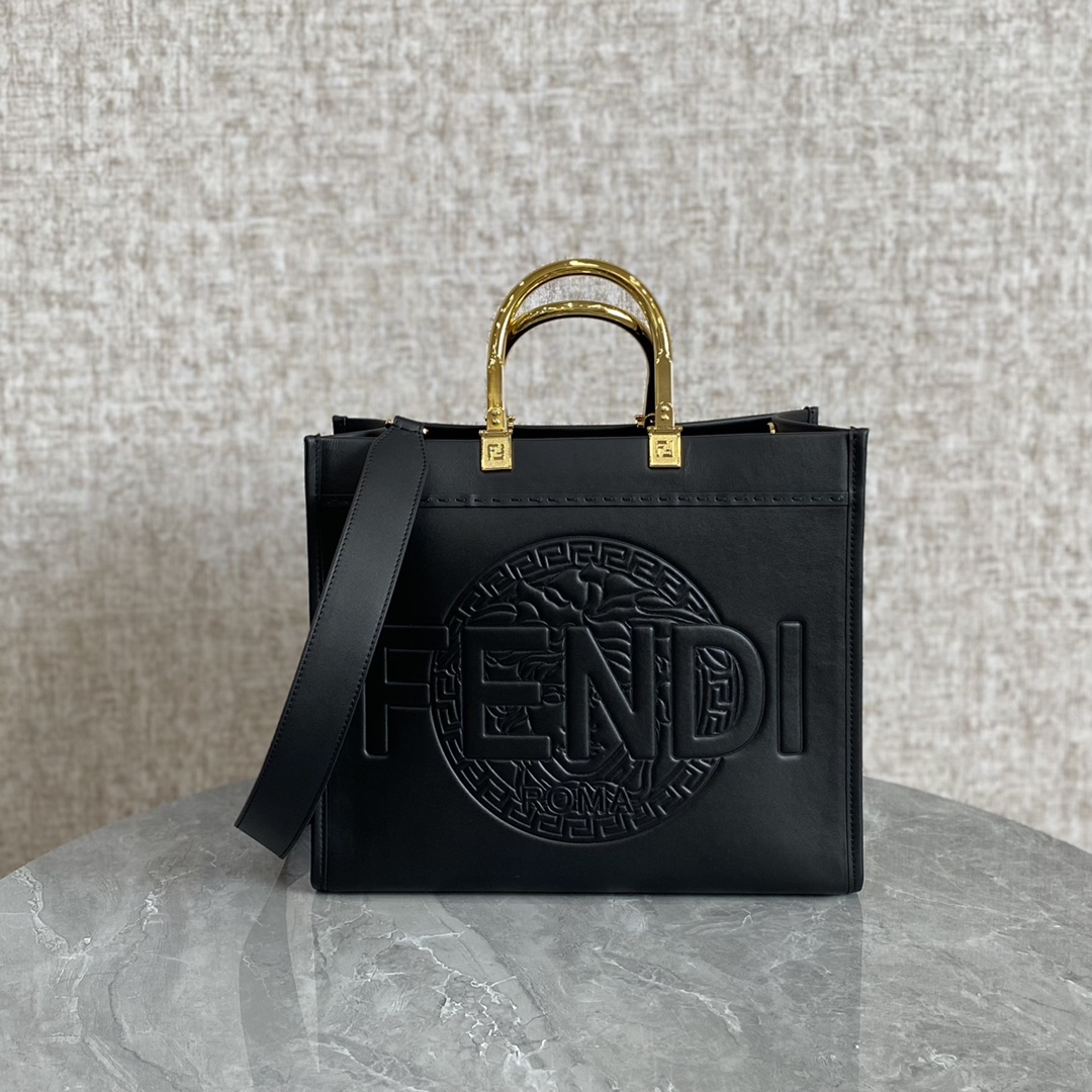 フェンディ バッグ 店舗激安通販 持ちバッグ 優雅 レディース ロゴプリント Ｍサイズ 大容量 ファッション ブラック_1