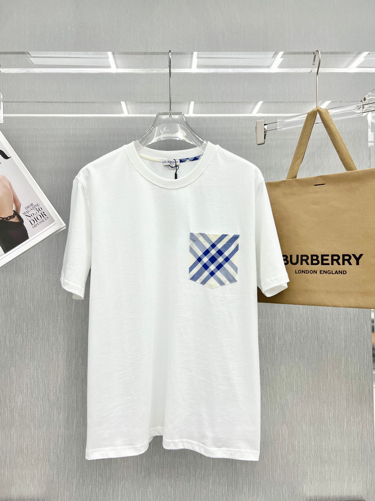 新作到着!! バーバリー メンズ t シャツコピー 純綿 トップス 半袖 夏セット 2点 ゆったり カジュアル 人気品 レディース ホワイト_3