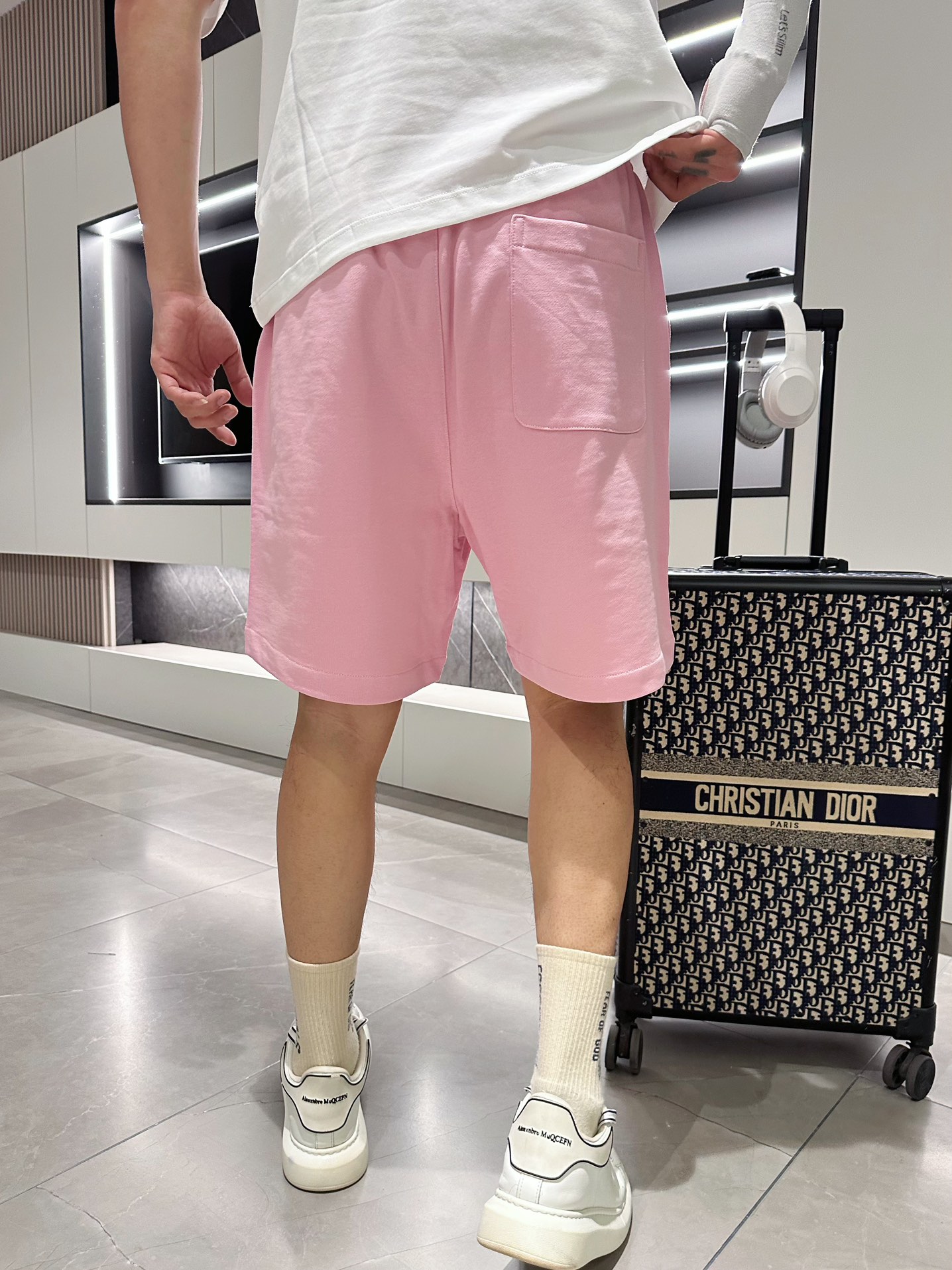 激安大特価最新作の フェンディ エフイズＮ級品 ショットパンツ 柔らかい カジュアルズボン 純綿 シンプル 高級品 ピンク_4