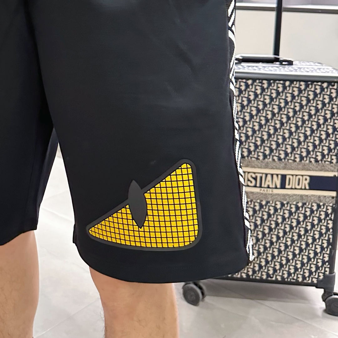フェンディ クロワッサン激安通販 ショットパンツ カジュアル 柔らかい 爽やか 通気性いい メンズ ブラック_8