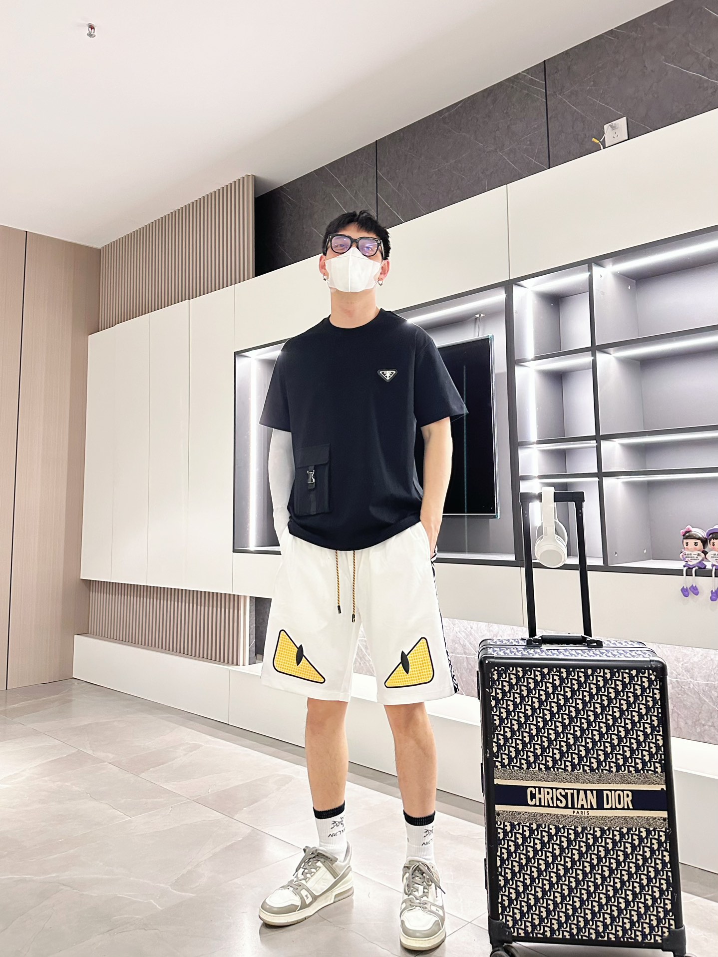 フェンディ ショートパンツ偽物 ショットパンツ カジュアル 柔らかい 爽やか 通気性いい メンズ ホワイト_4