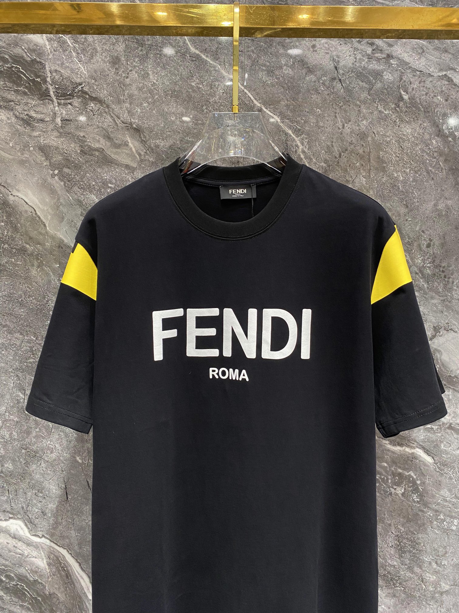 春夏人気セール安い fendi t シャツＮ級品 トップス 純綿 ロゴプリント シンプル 短袖 人気定番 ブラック_2