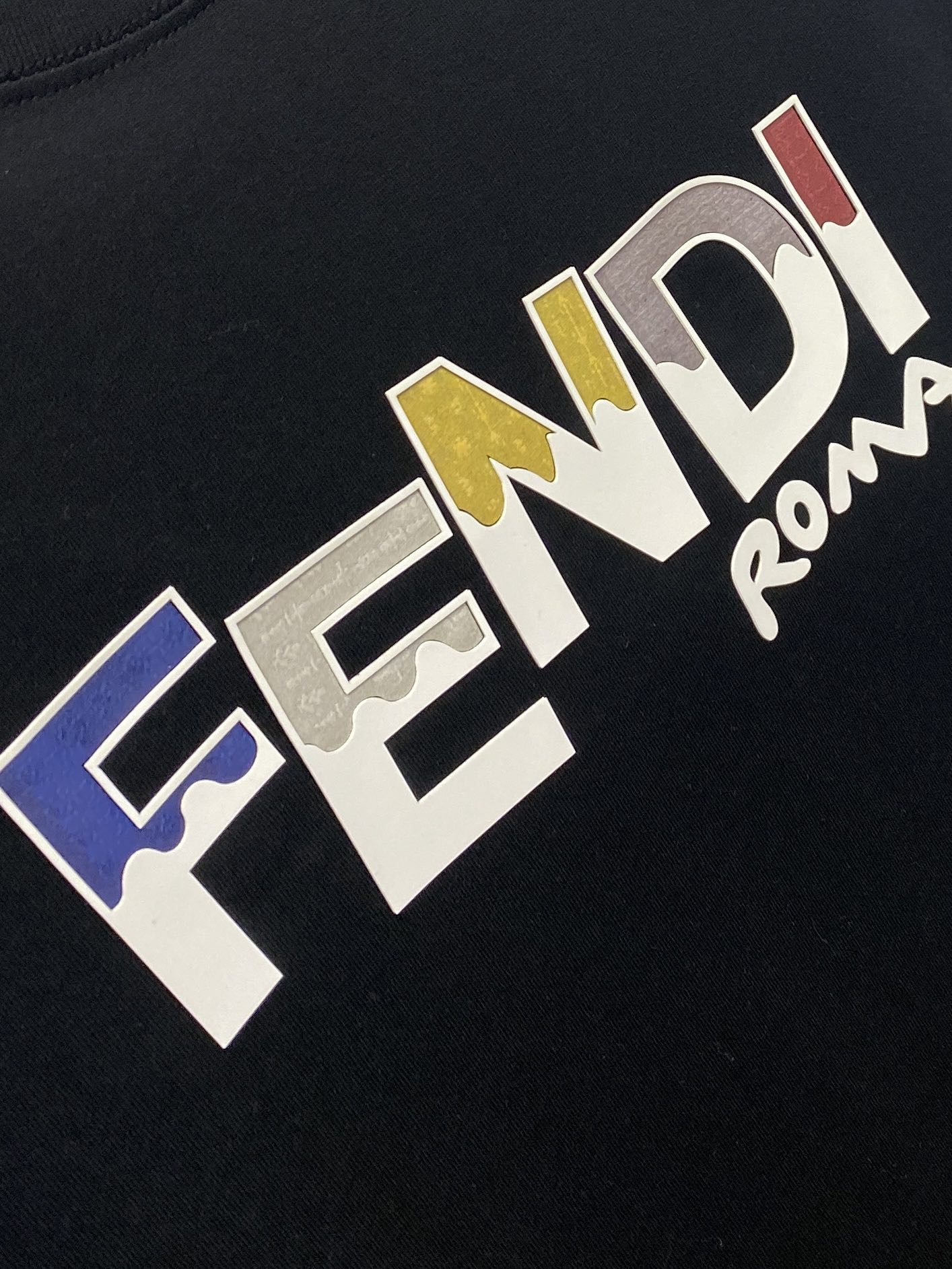 抜群な存在感  fendit シャツ偽物 トップス 純綿 半袖 柔らかい シンプル Tシャツ ロゴプリント ゆったり ブラック_4