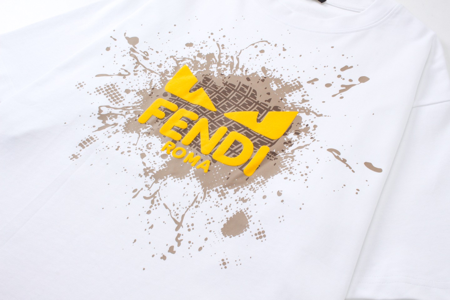 超激得新品 fendi メンズ シャツ偽物 トップス 春夏新品 純綿 半袖 柔らかい 男女兼用 人気販売 ホワイト_5
