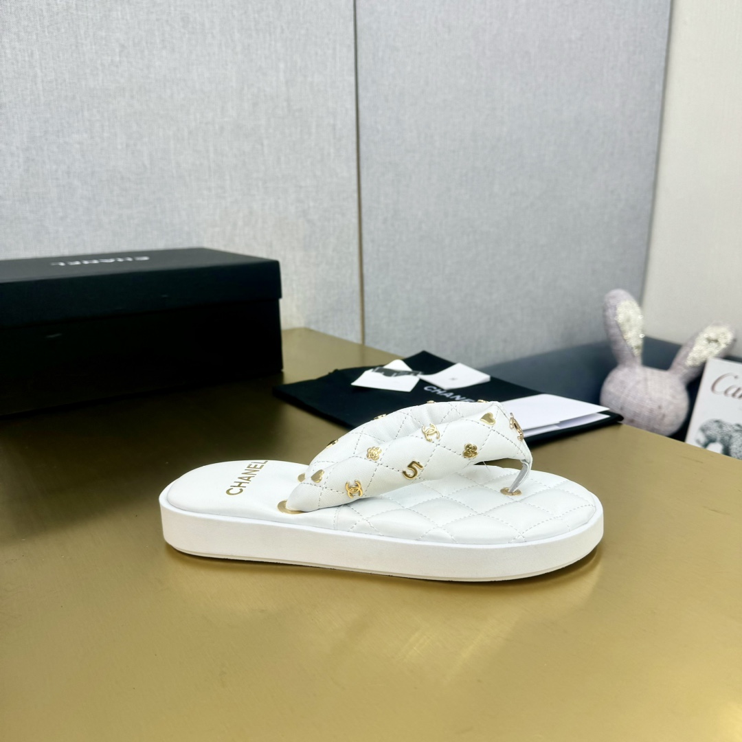シャネルシューズサイズＮ級品 スリッパ 夏品 厚底 レディース ファッション 大人気 ビーチシューズ ホワイト_2