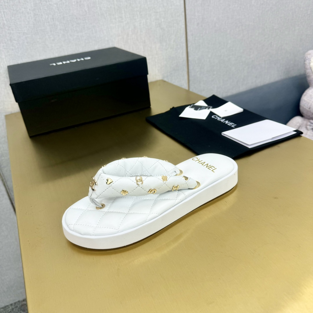 シャネルシューズサイズＮ級品 スリッパ 夏品 厚底 レディース ファッション 大人気 ビーチシューズ ホワイト_3
