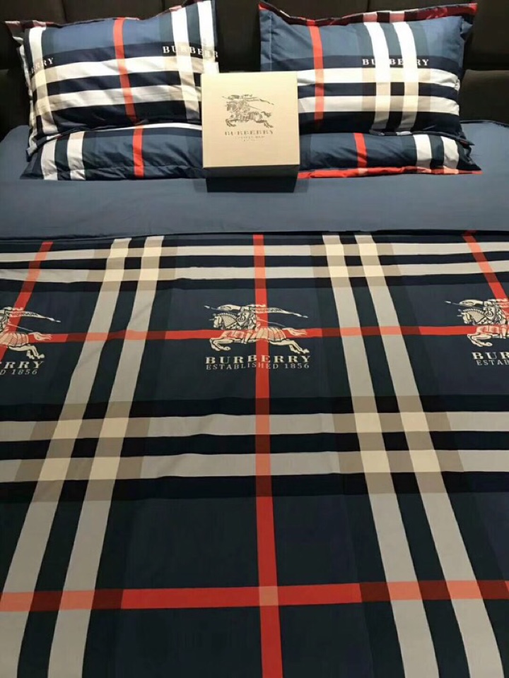 BURBERRY布団カバースーパーコピー 4点セット 掛け布団カバー ベッドカバー 枕カバー カバーセット 格子模様 ブルー_2