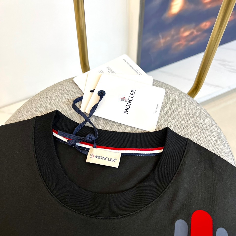 限定セール低価 モンクレールtシャツメルカリ偽物 純綿 トップス 春夏 メンズ ファッション ブラック_3