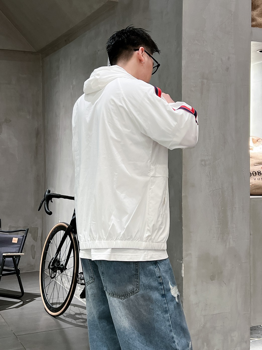 爽やか！モンクレールジャケット激安通販 純綿 トップス 日焼け止め服 軽量 アウター 通気性いい 人気商品 ホワイト_2