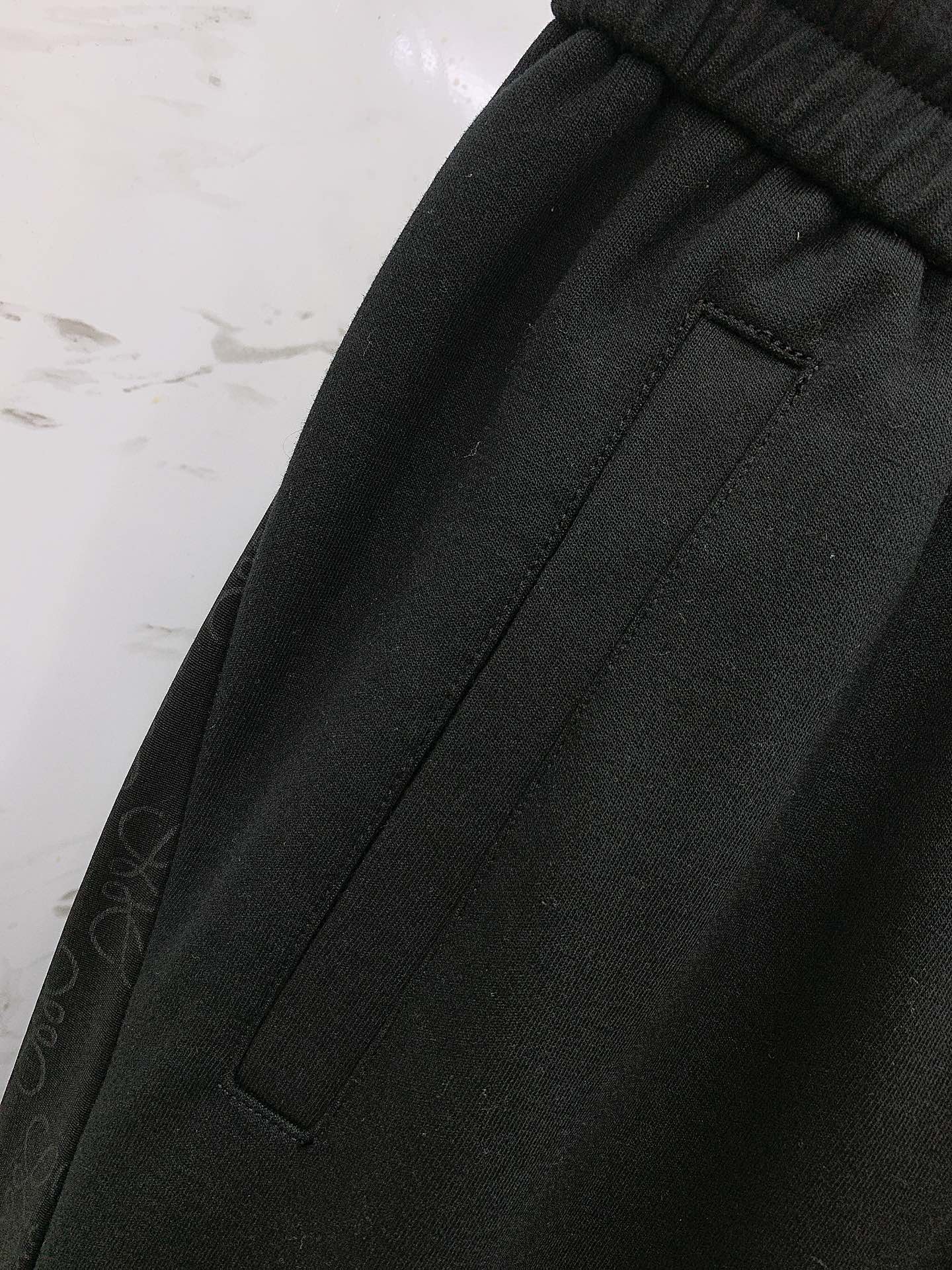 ロエベ ボトムスＮ級品 純綿 カジュアルズボン 運動パンツ ランニング 柔らかい 人気 ゆったり ブラック_4
