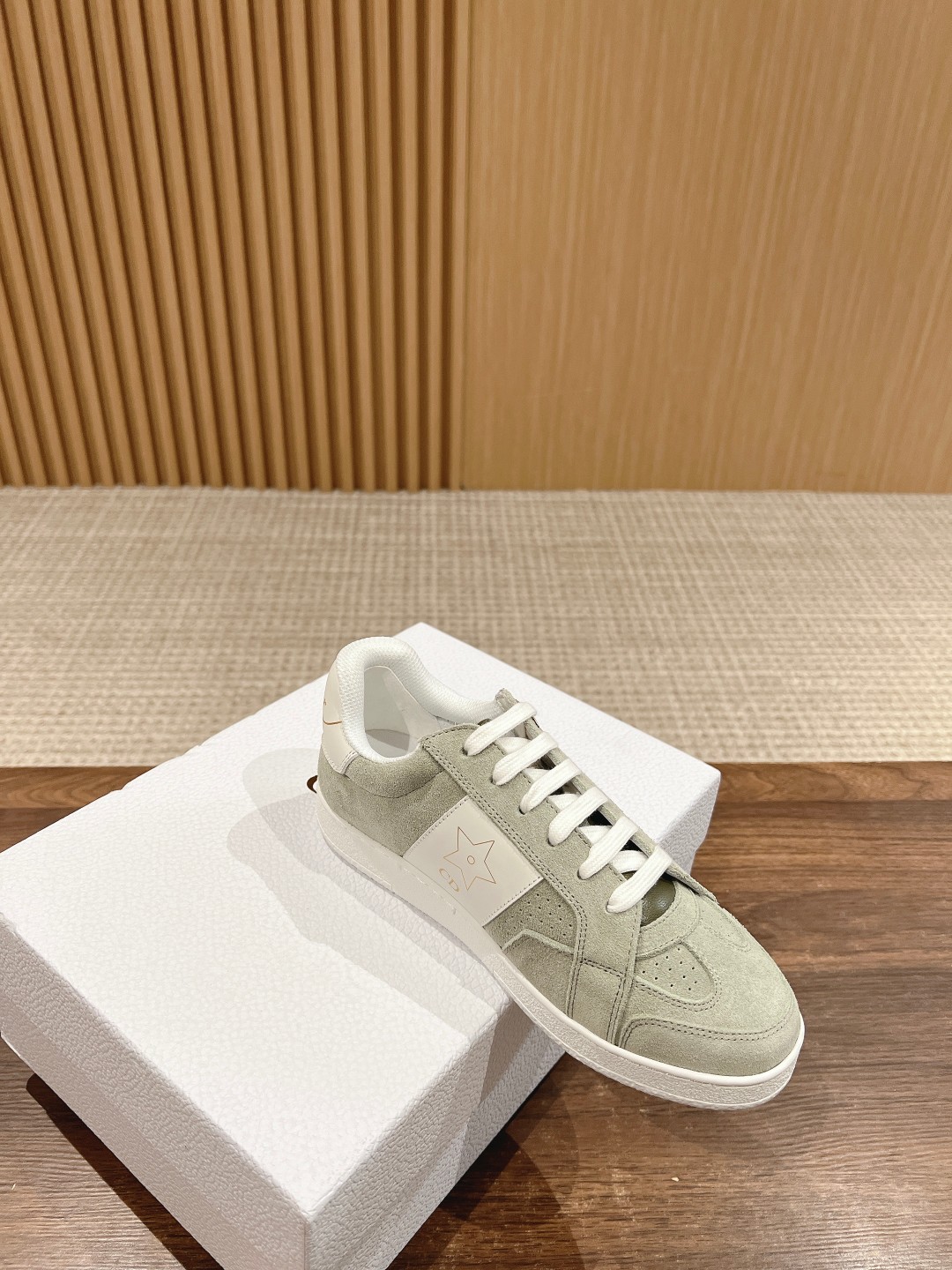 限定販売 最高品質 dior ファースト シューズ激安通販 ファッション 品質保証 ランニング 運動 カジュアル シューズ グレイ_3