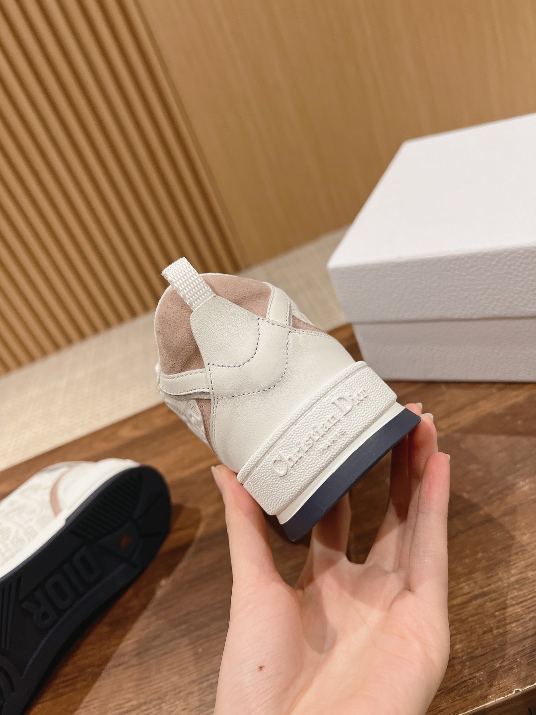 限定人気品★セール！ディオール ベビー シューズコピー ファッション ランニング 運動 カジュアル シューズ 歩きやすい ホワイト_9