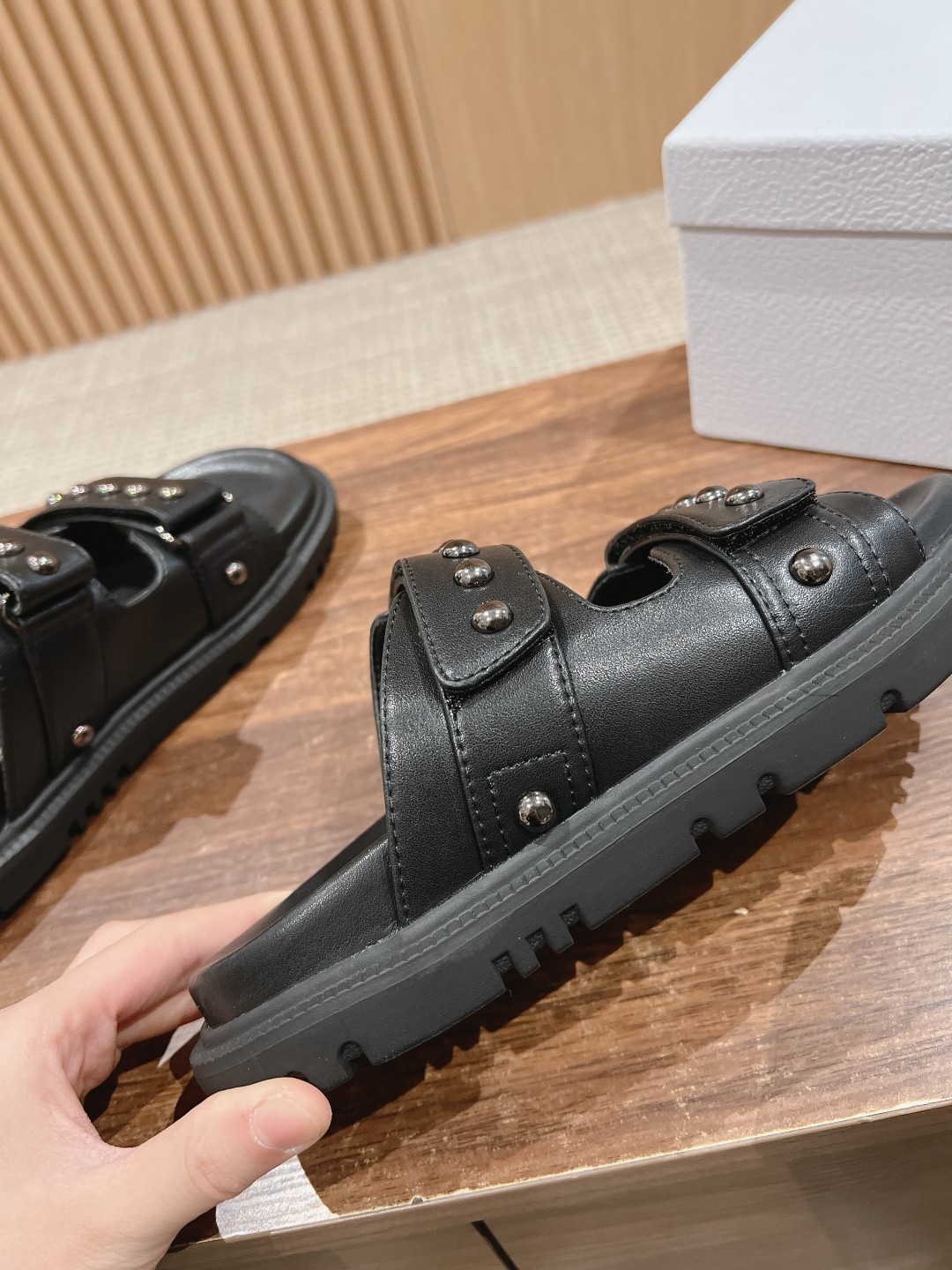 dior シューズ レディース激安通販 シンプル 人気サンダル スリッパ 海水浴 ファッション 軽量 シンプル ブラック_7