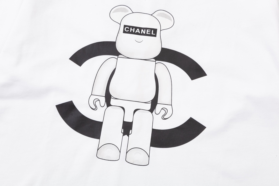 2024定番人気 chanel t シャツ偽物 純綿 トップス シンプル 熊プリント 半袖 男女兼用 個性的 ホワイト_2