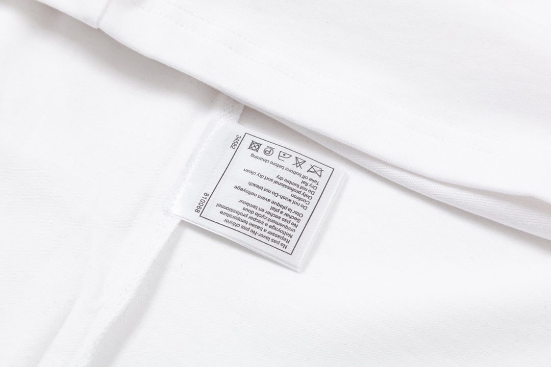 2024定番人気 chanel t シャツ偽物 純綿 トップス シンプル 熊プリント 半袖 男女兼用 個性的 ホワイト_5
