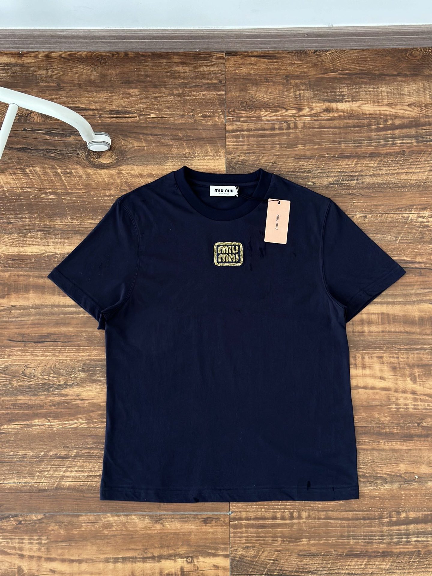 miumiu ユナ激安通販 純綿 トップス Tシャツ シンプル 人気新作 柔らかい 品質保証 半袖 ブラック_5