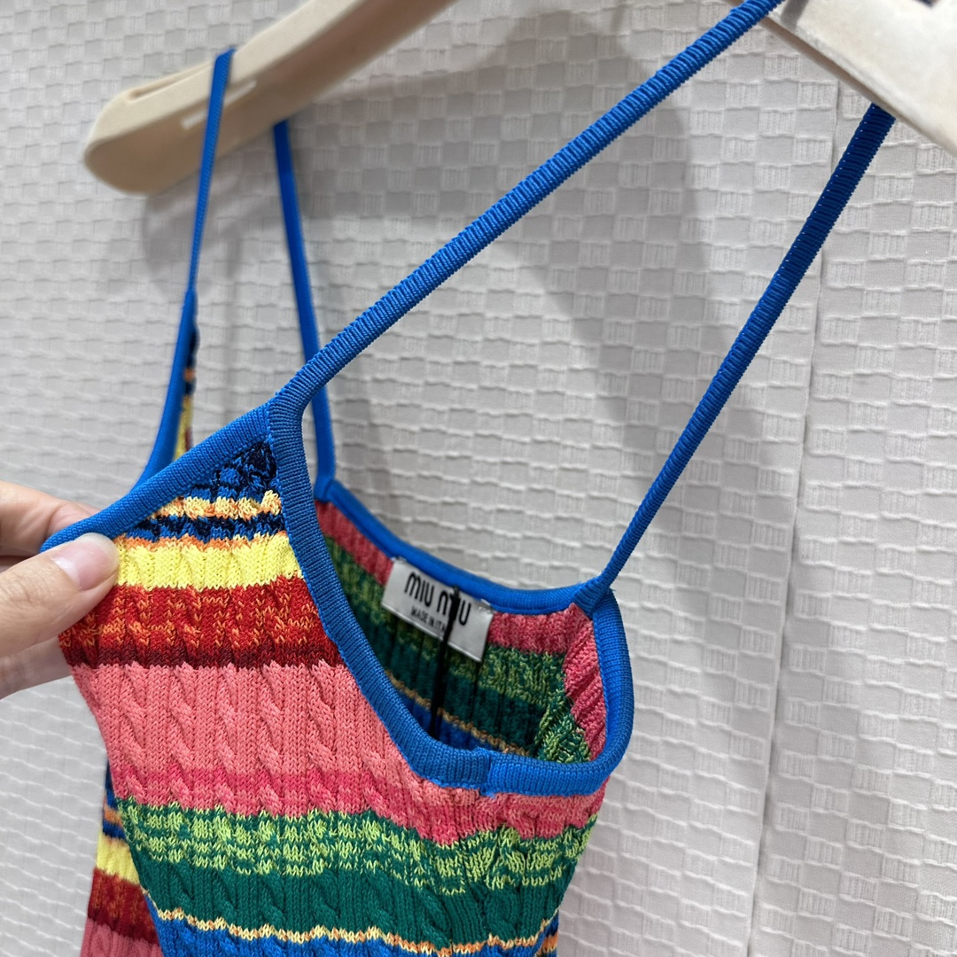 ミュウミュウ 知恵袋偽物 純綿 トップス Tシャツ セーター カラフル ニット チョッキ ジレー ファッション_8