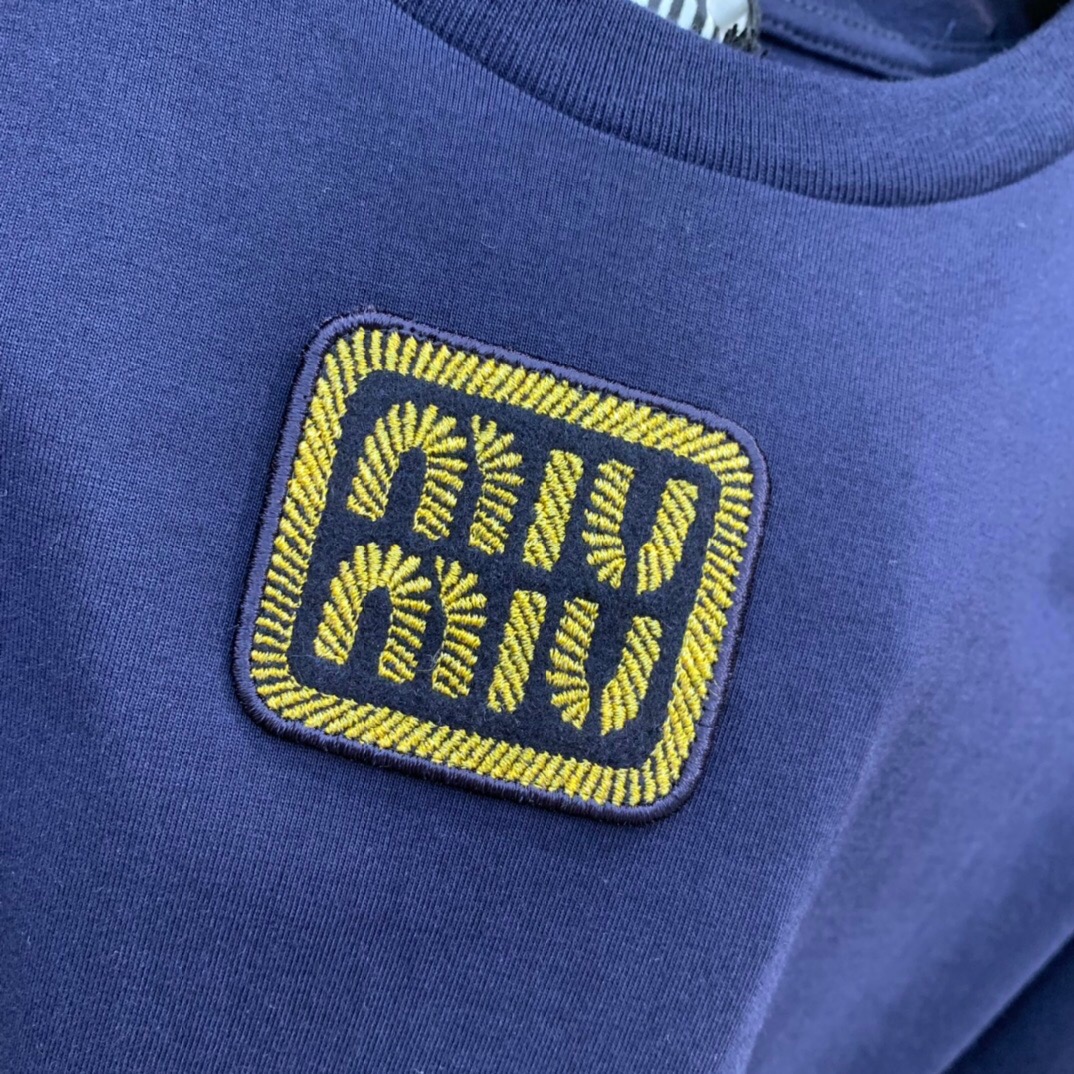 HOT 2024夏の定番 ミュウミュウツイストＮ級品 純綿 トップス Tシャツ 長袖 柔らかい シンプル ロゴ刺繍 ブルー_5