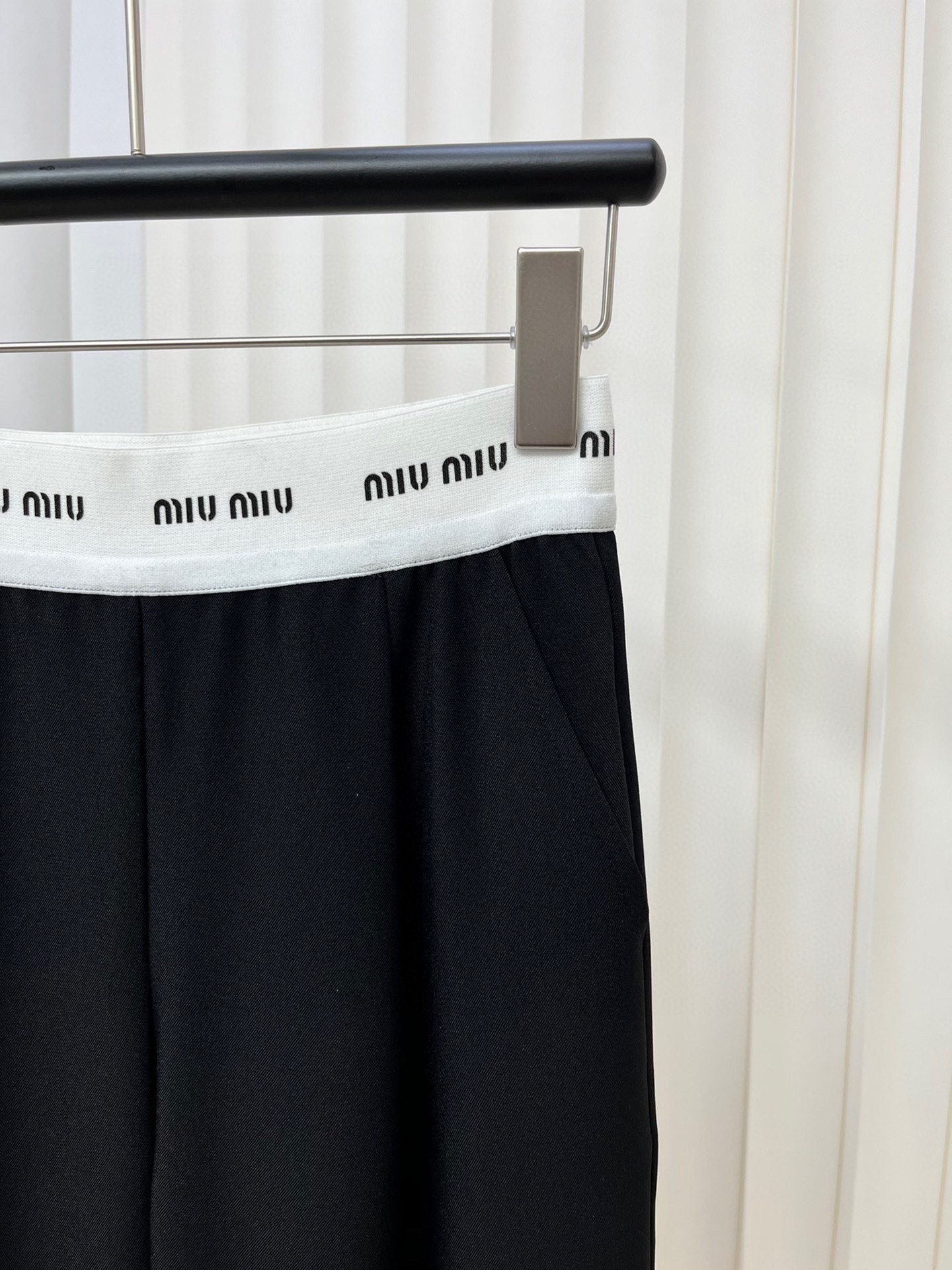 ミュウミュウ 洋服Ｎ級品 運動セット チョッキ ジレー 長袖 アウター 筒形パンツ 3点セット ホワイト_9