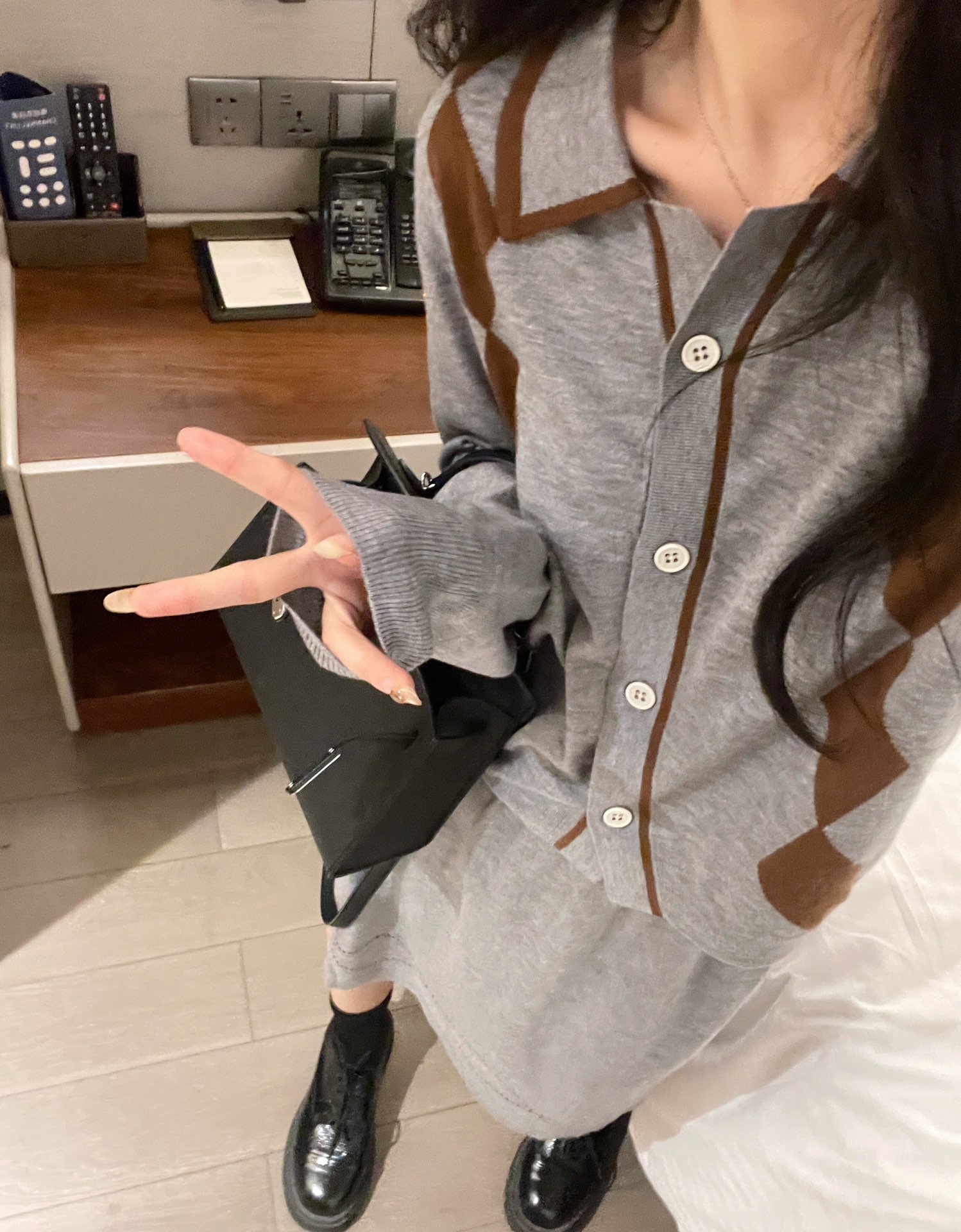 クロエ 特徴激安通販 人気新作 セット 柔らかい レディース ファッション 人気定番 グレイ_5