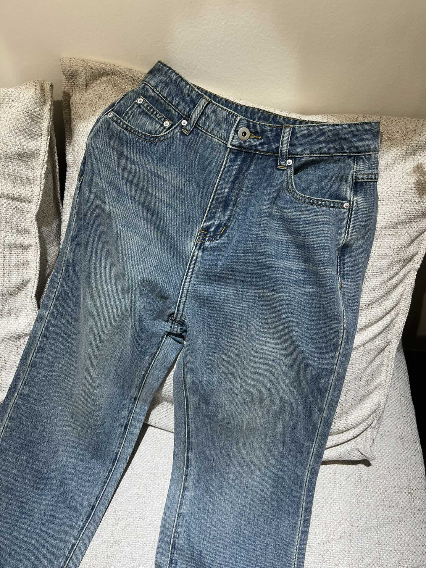 クロエズボン偽物 華やかに演出する 筒形パンツ ジーンズ デニム 人気販売 シンプル ブルー_5