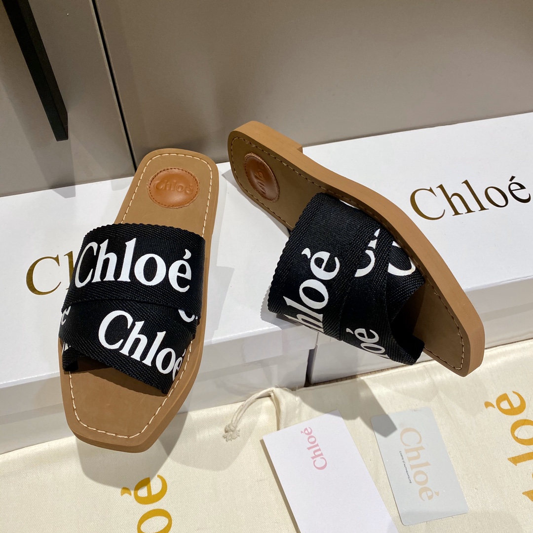 限定販売 最高品質 クロエ 靴激安通販 スリッパ ロゴプリント ファッション 便利 本革採用 ブラック_7