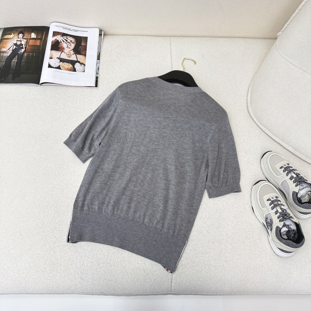 トムブラウンセーターＮ級品 セーター ニット 春夏新品 学院風 シンプル ファッション グレイ_8