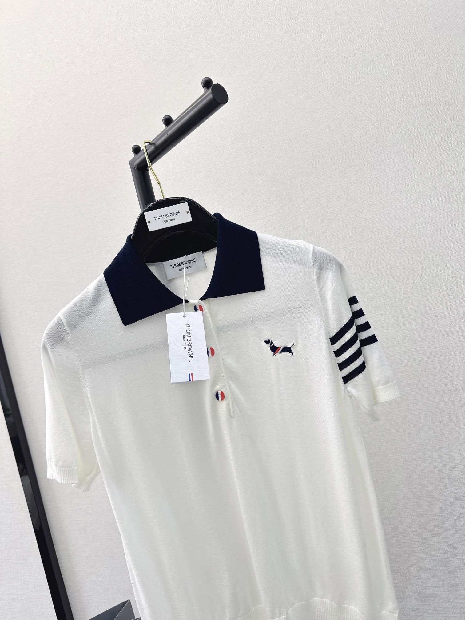 限定セール低価 トムブラウン セーター ペンギン激安通販 ニット シンプル ファッション 軽量 半袖 襟あり ホワイト_3
