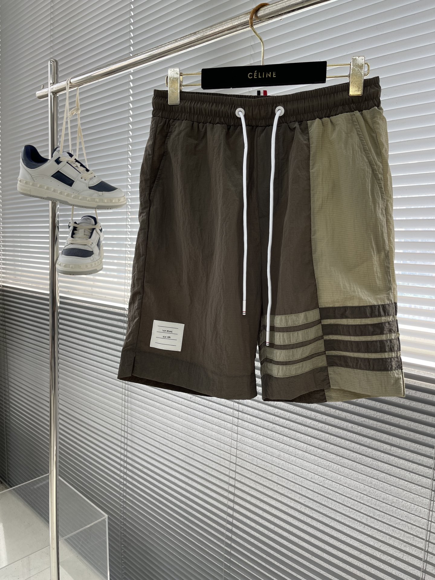 トムブラウンズボンＮ級品 ショットパンツ ビーチ 旅行 運動服 半身 快適 純綿 シンプル 人気 ブラウン_1