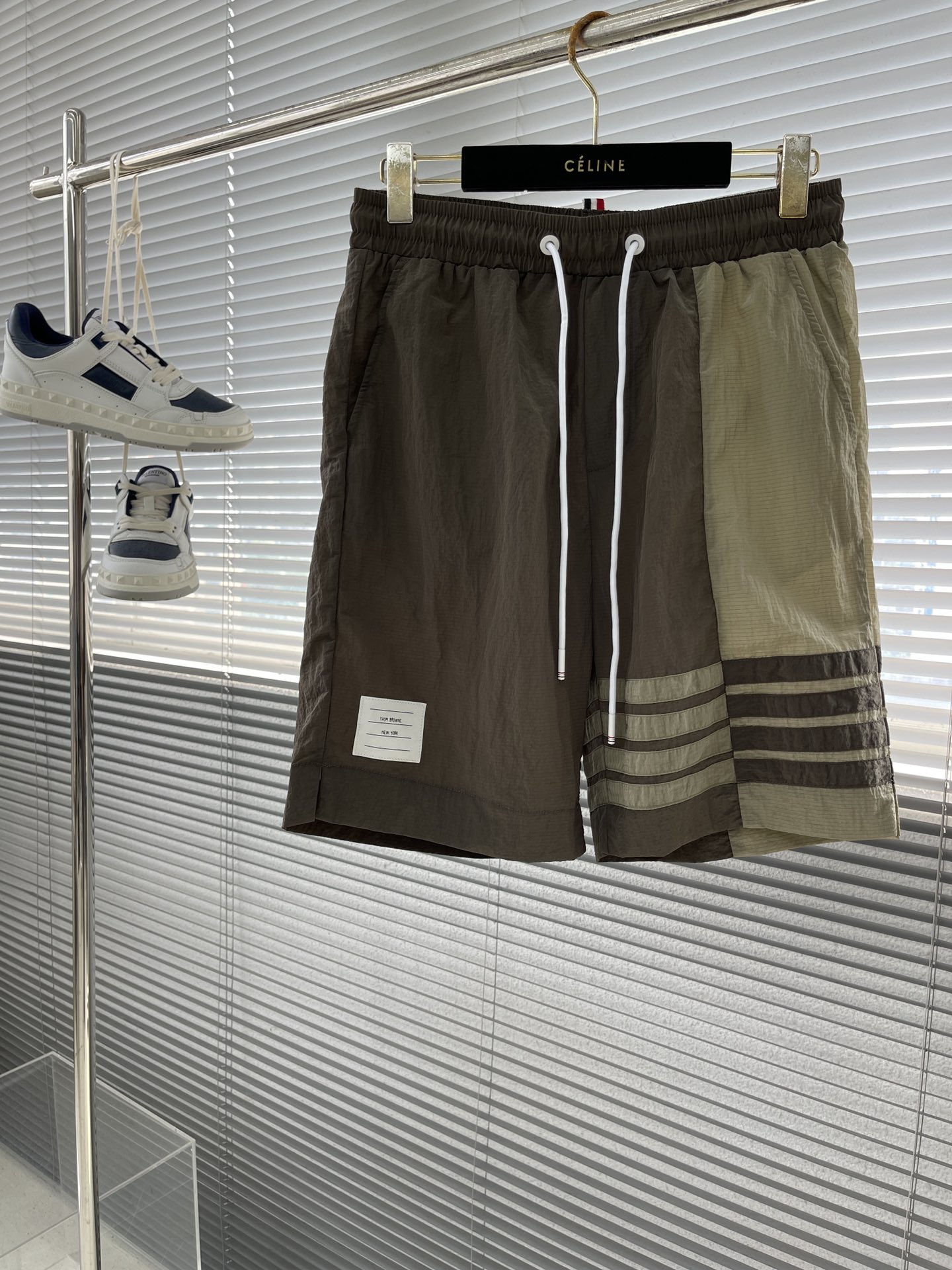 トムブラウンズボンＮ級品 ショットパンツ ビーチ 旅行 運動服 半身 快適 純綿 シンプル 人気 ブラウン_2