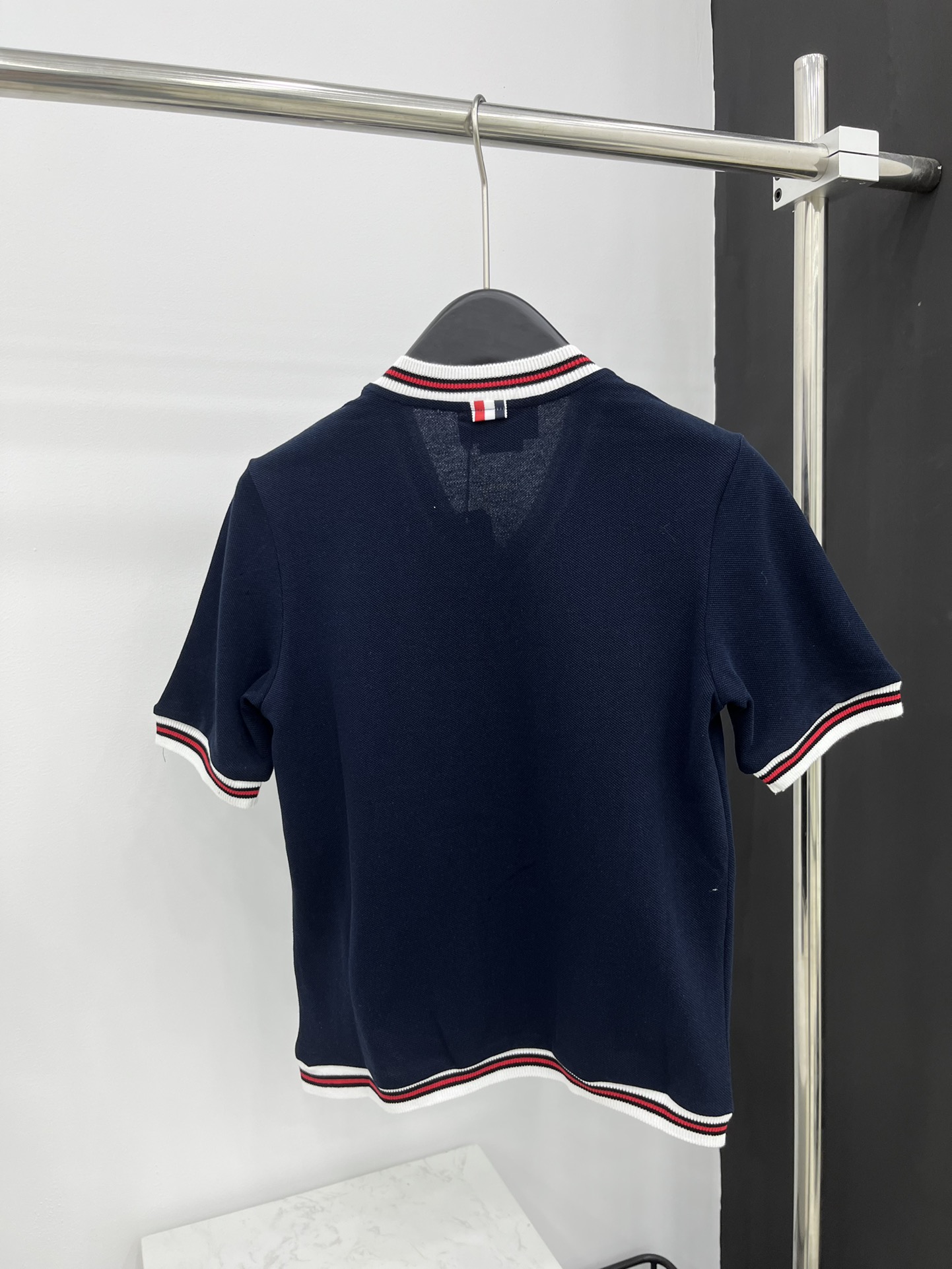 トムブラウン tシャツ レディース偽物 トップス 半袖 純綿 ｖ形 ファッション 人気定番 ブルー_5