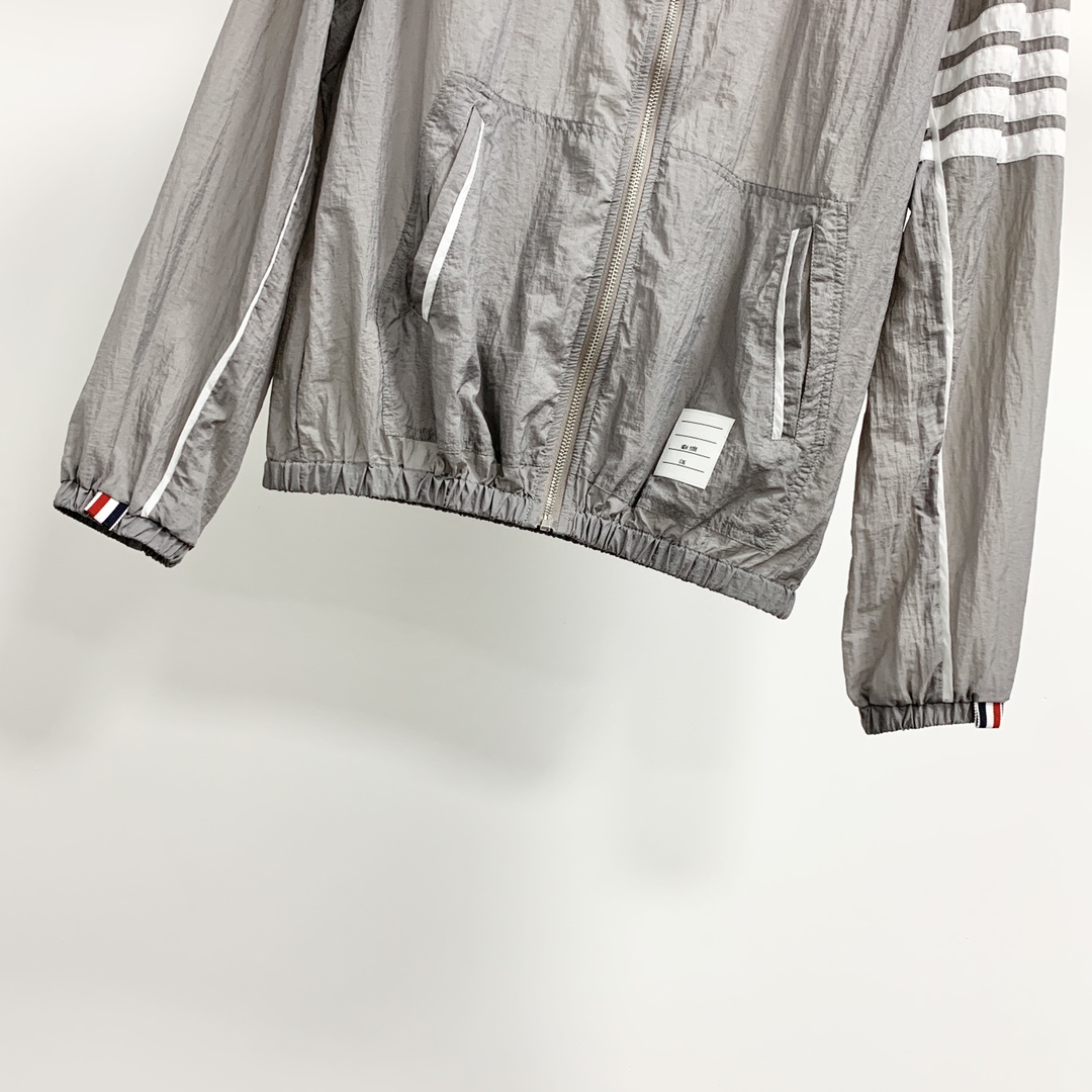 トムブラウン公式Ｎ級品 トップス 軽量 日焼け止め服 カップルアウター カジュアル 登山 旅行 グレイ_3