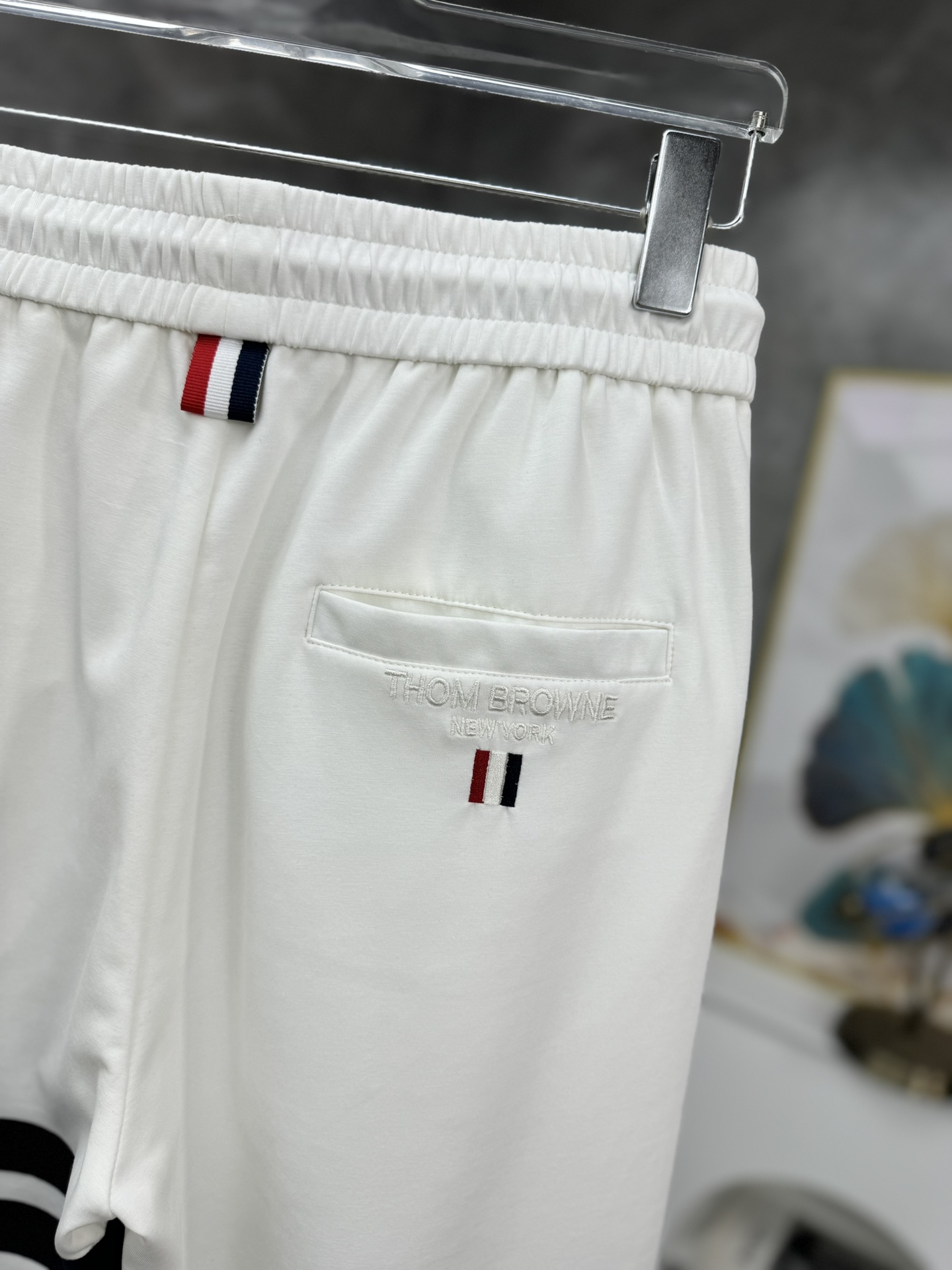 トムブラウン スウェットパンツ コーデ激安通販 カジュアル ズボン ロゴプリント 柔らかい 春夏新品 ホワイト_9