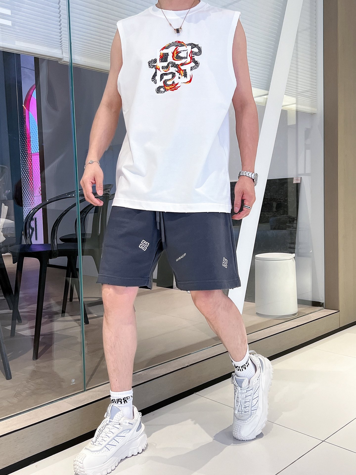 お得100%新品 ジバンシィ ロンt激安通販 Tシャツ 無袖 トップス チョッキ ジレー 純綿 男女兼用 プリント ホワイト_6