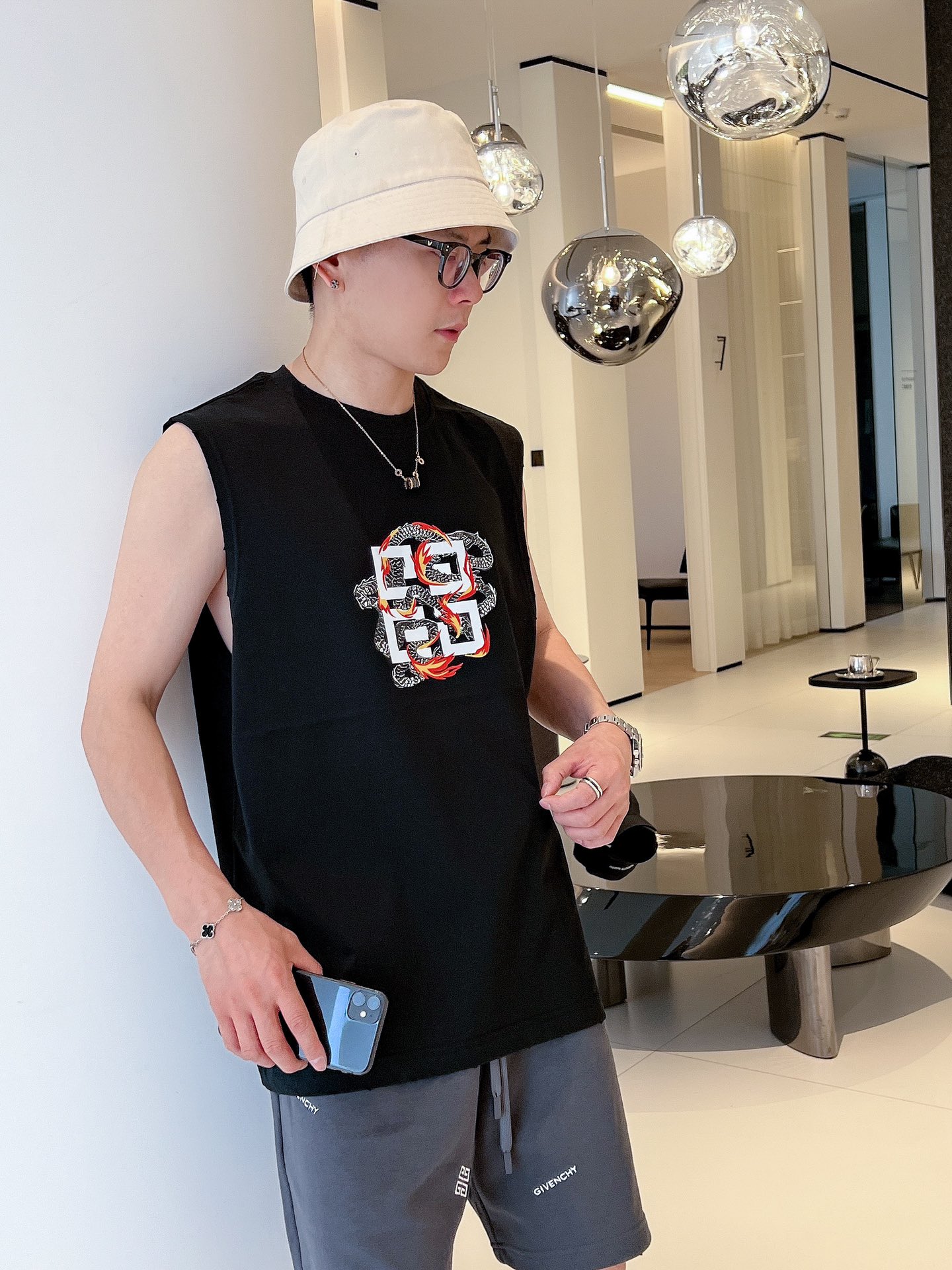 お得100%新品 ジバンシィ ロゴ偽物 Tシャツ 無袖 トップス チョッキ ジレー 純綿 男女兼用 プリント ブラック_3